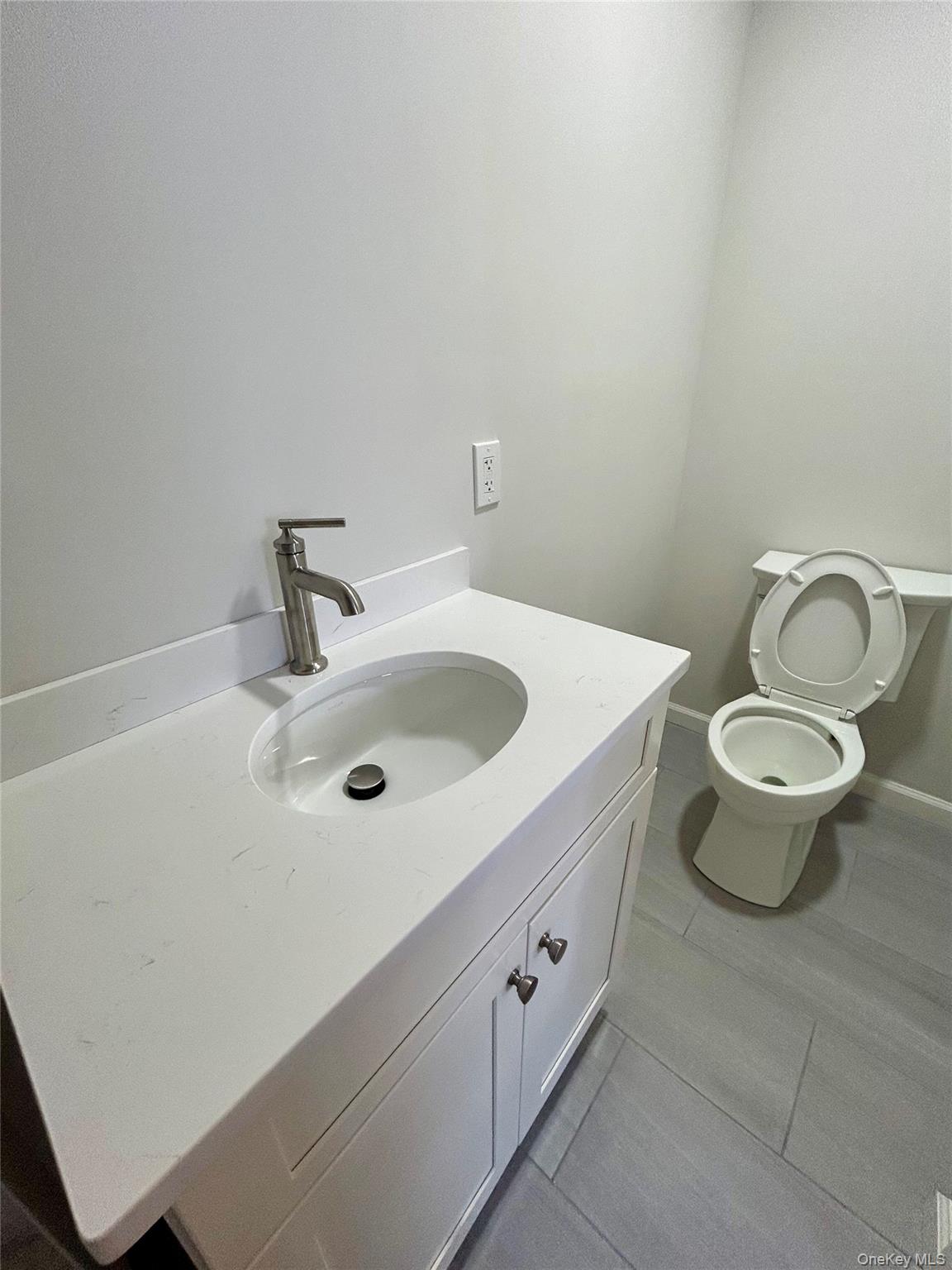 747 Route 9W, Unit Main B photo 4
