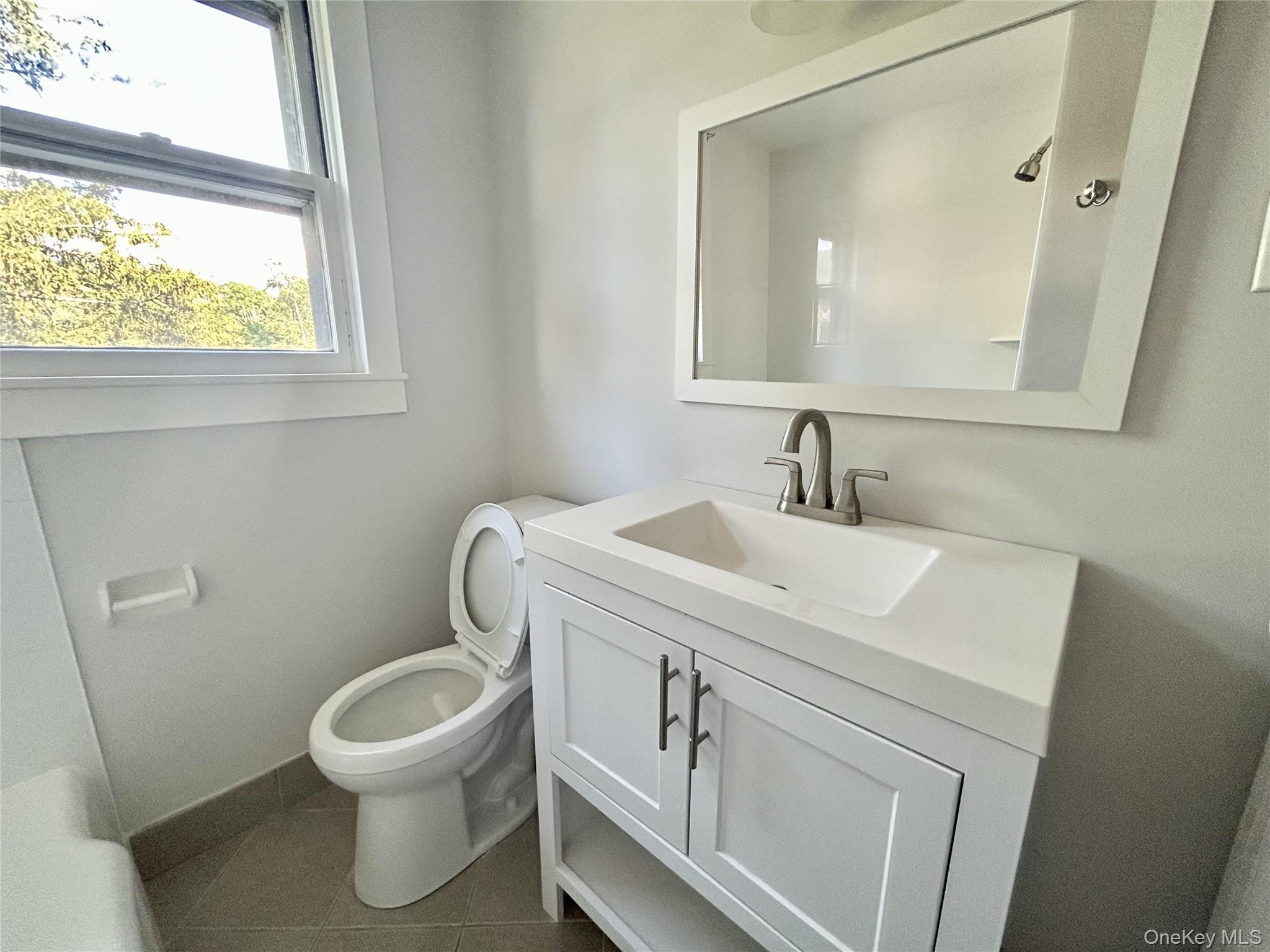 747 Route 9W, Unit Main C photo 4