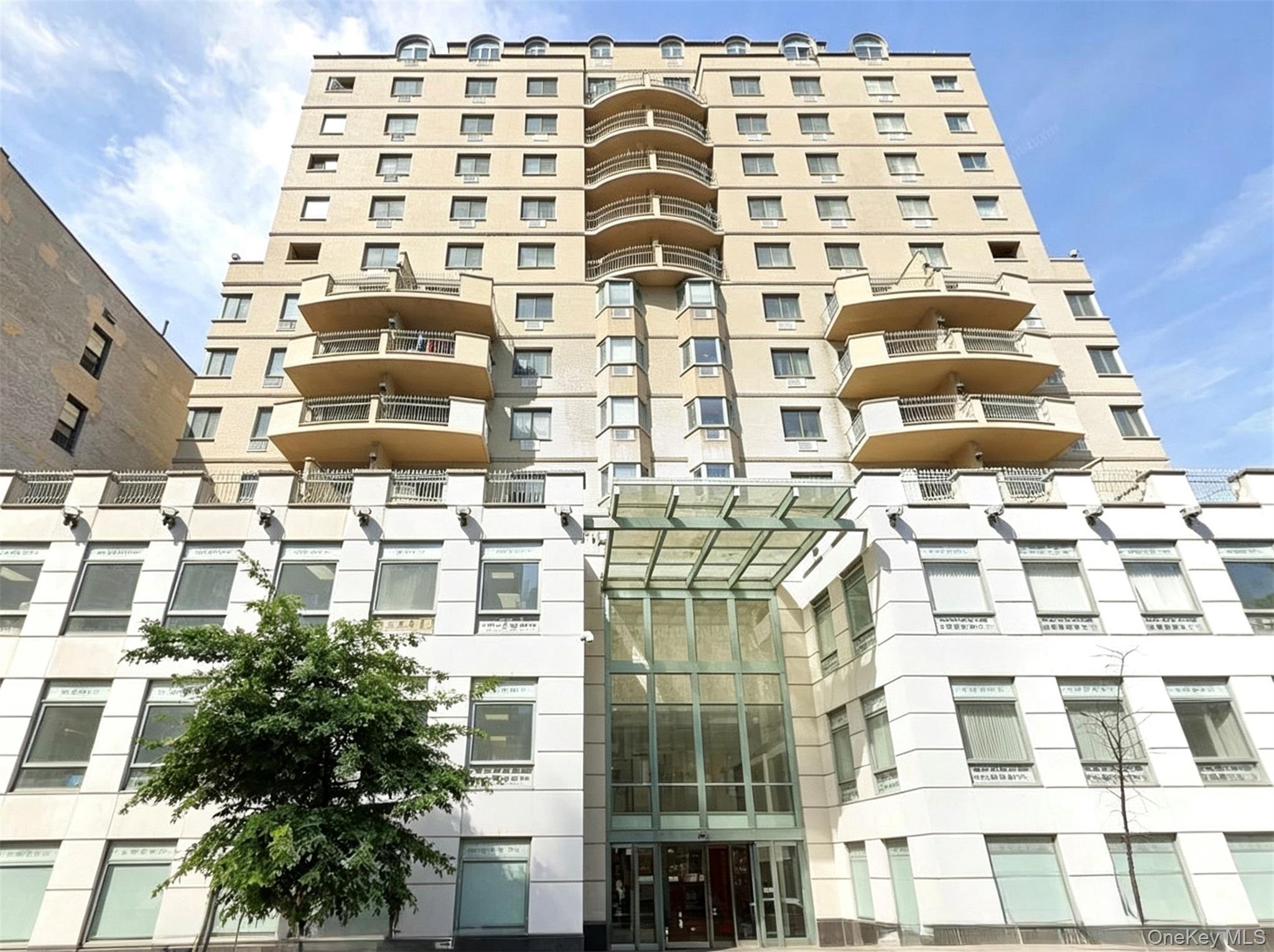 13347 Sanford Avenue, Unit 1G