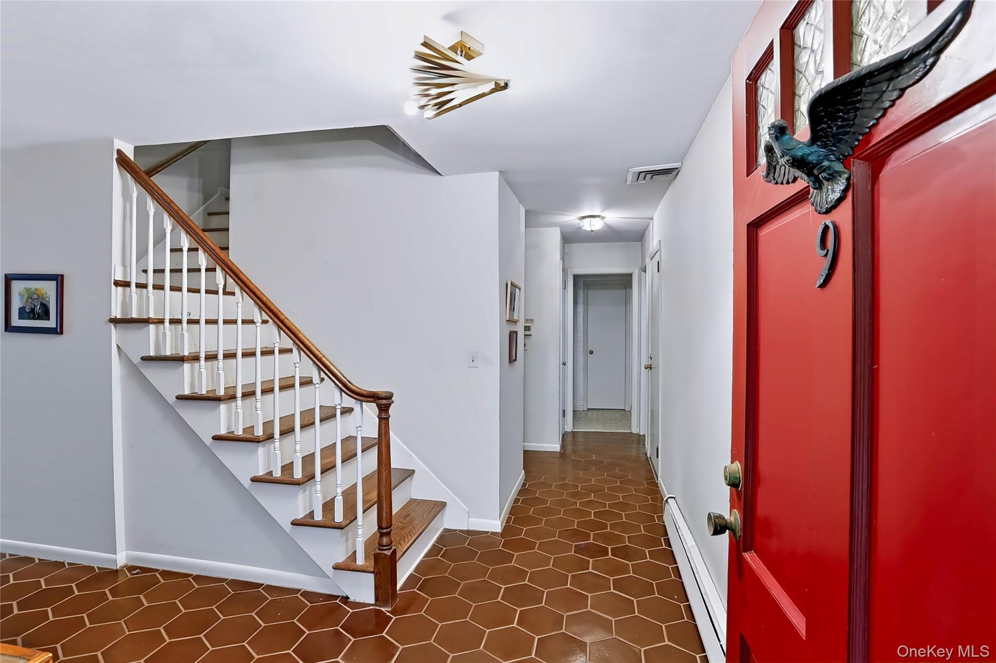 9 Bluejay Street – For Sale photo 3