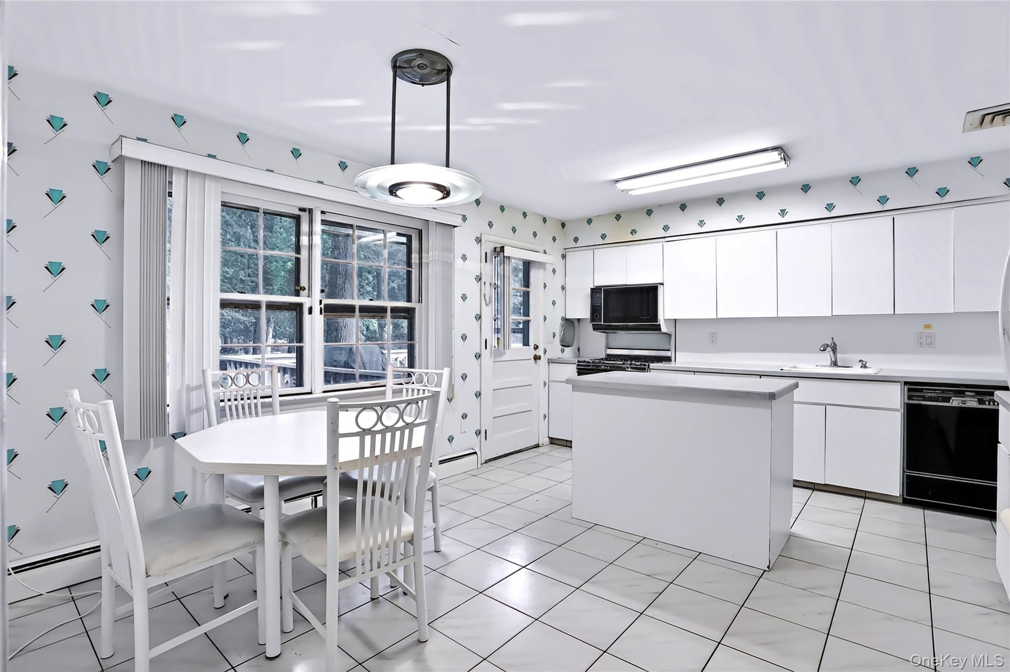 9 Bluejay Street – For Sale photo 8