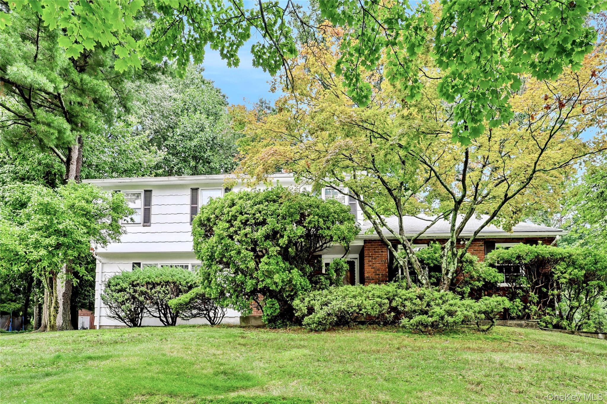 9 Bluejay Street – For Sale