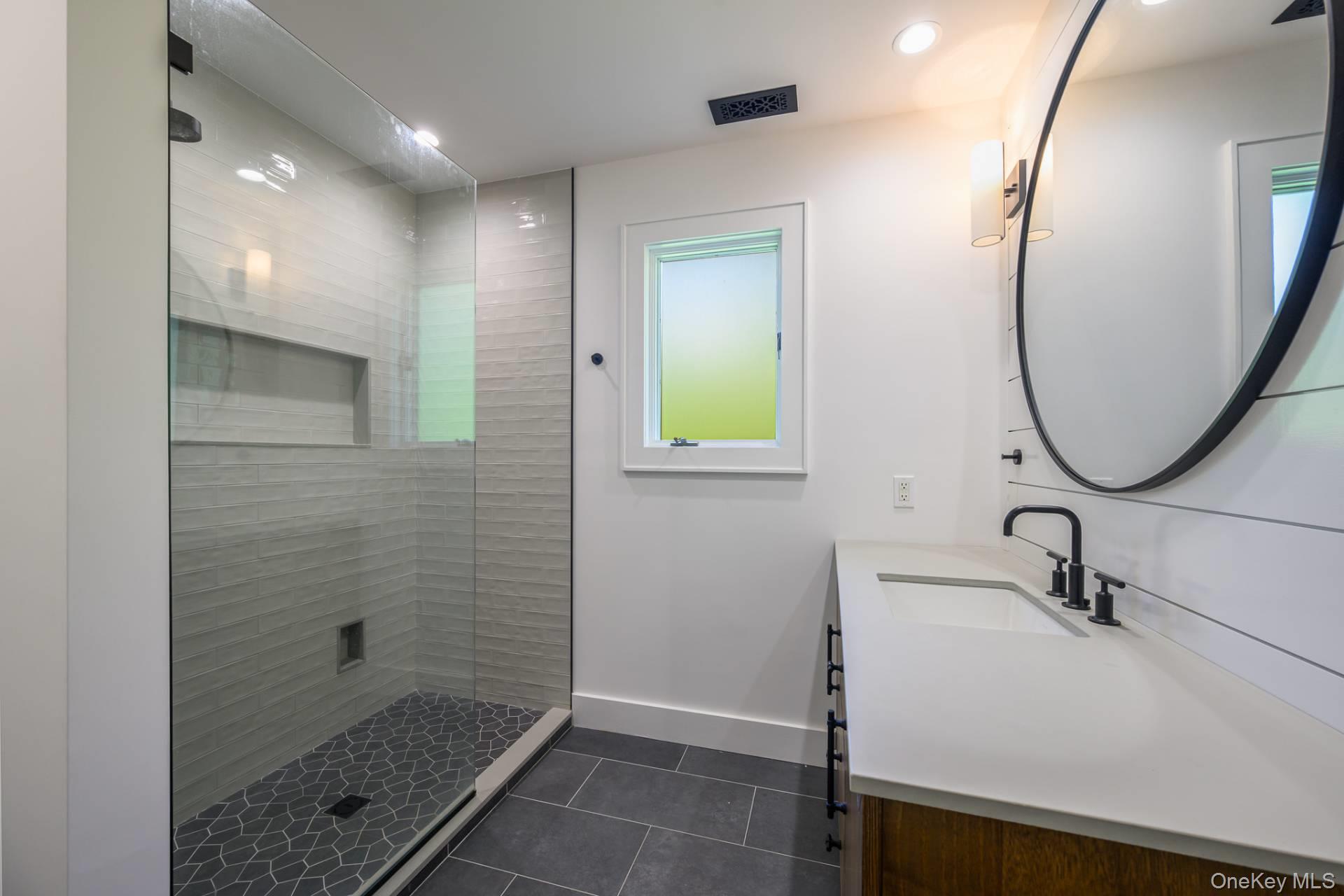 1450 Deep Hole Drive – For Sale photo 16