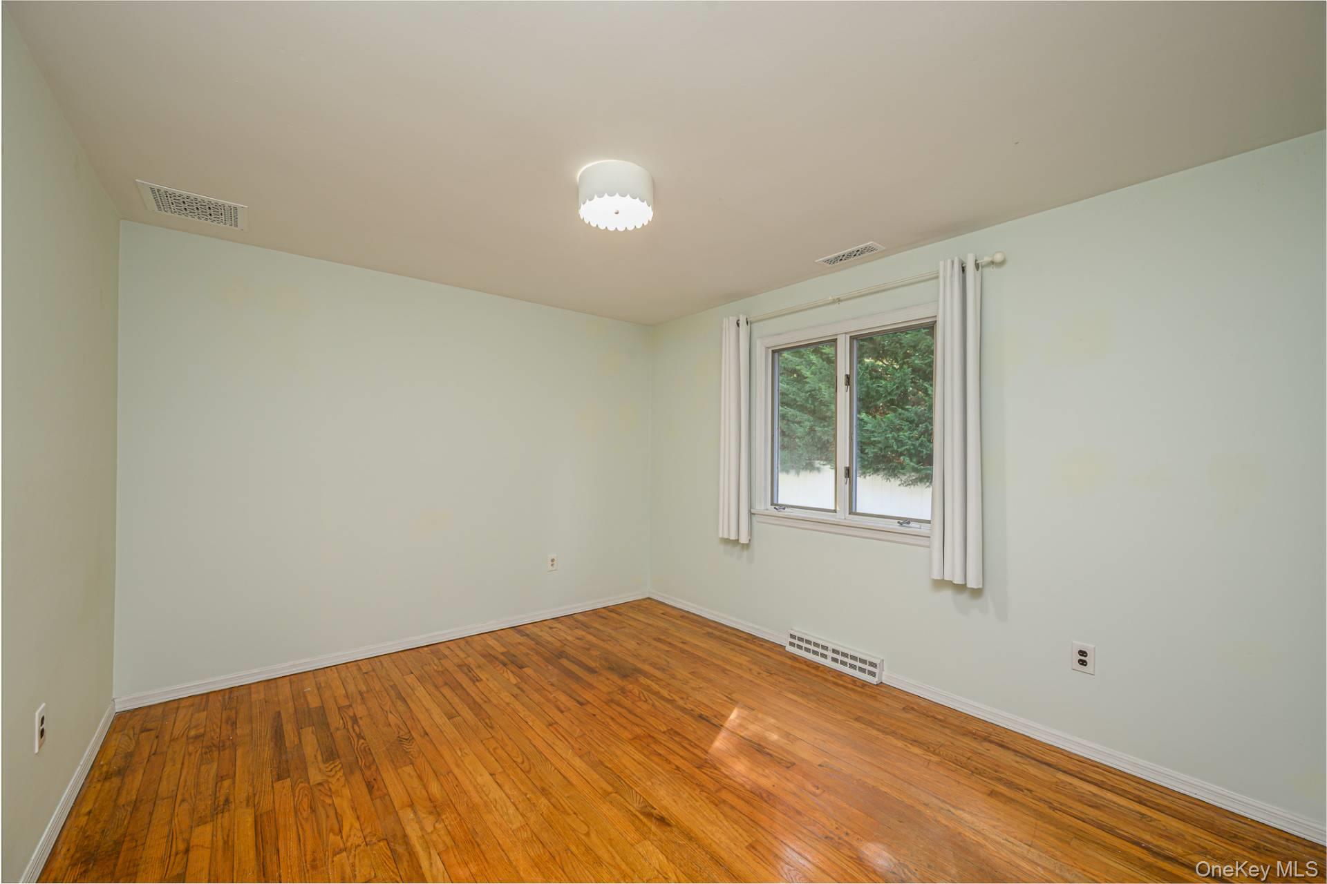 1450 Deep Hole Drive – For Sale photo 14