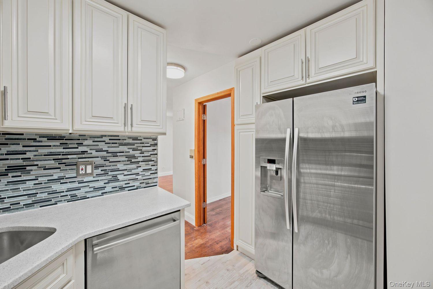 50-21 39th Place, Unit 2E photo 7