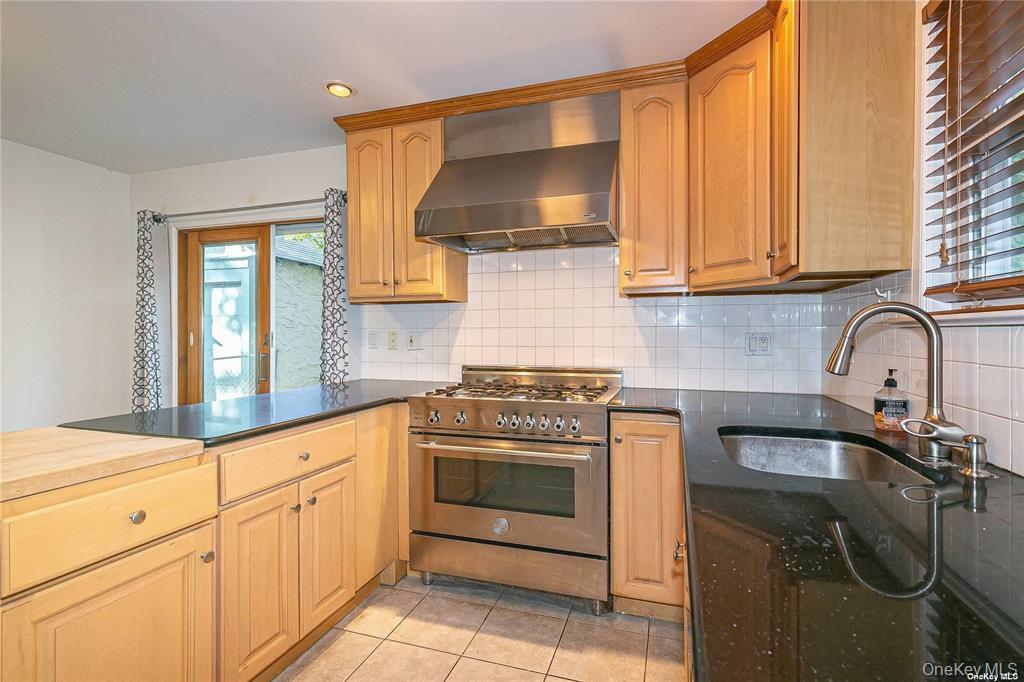11 Potters Court – For Rent photo 6