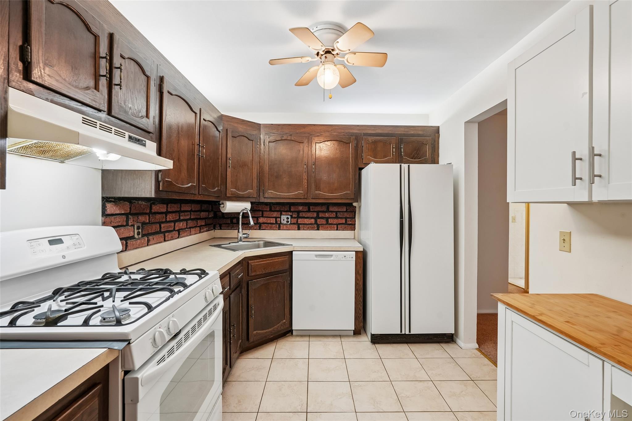 192 Doxbury Lane – For Sale photo 8