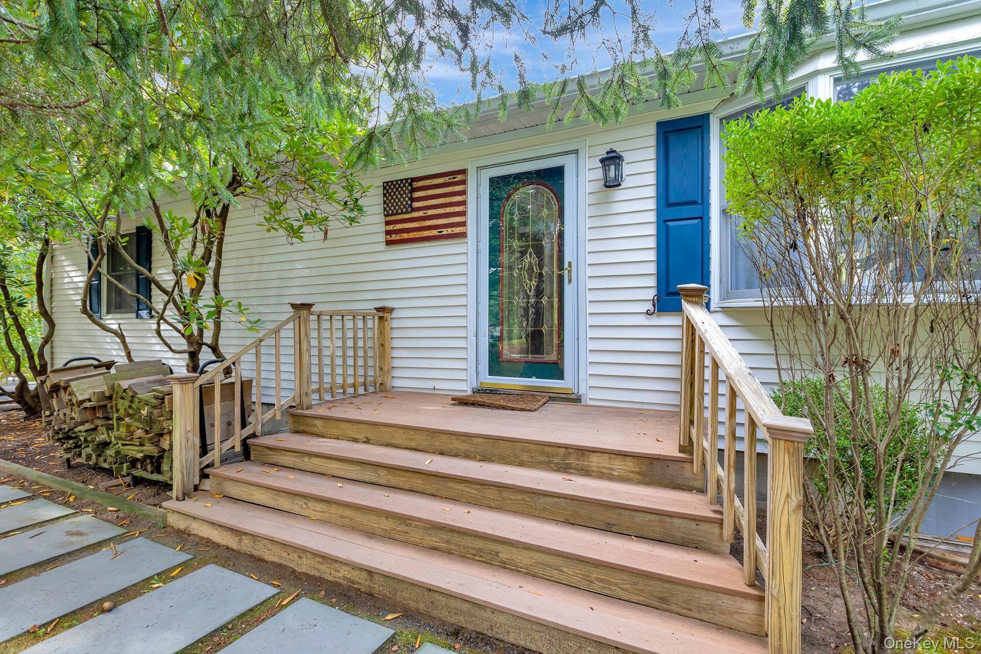 1029 Wading River Manor Road – For Sale