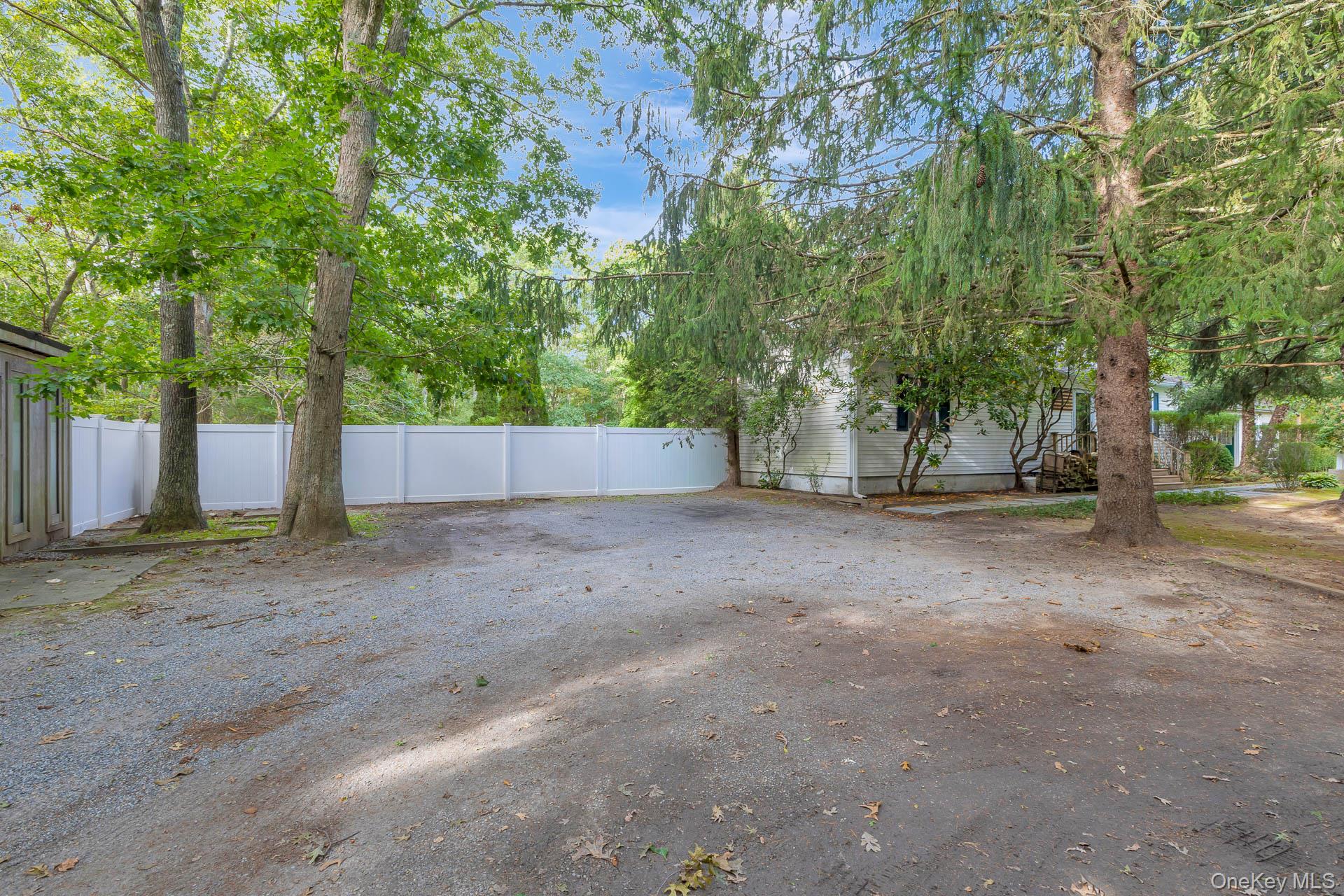 1029 Wading River Manor Road – For Sale photo 11