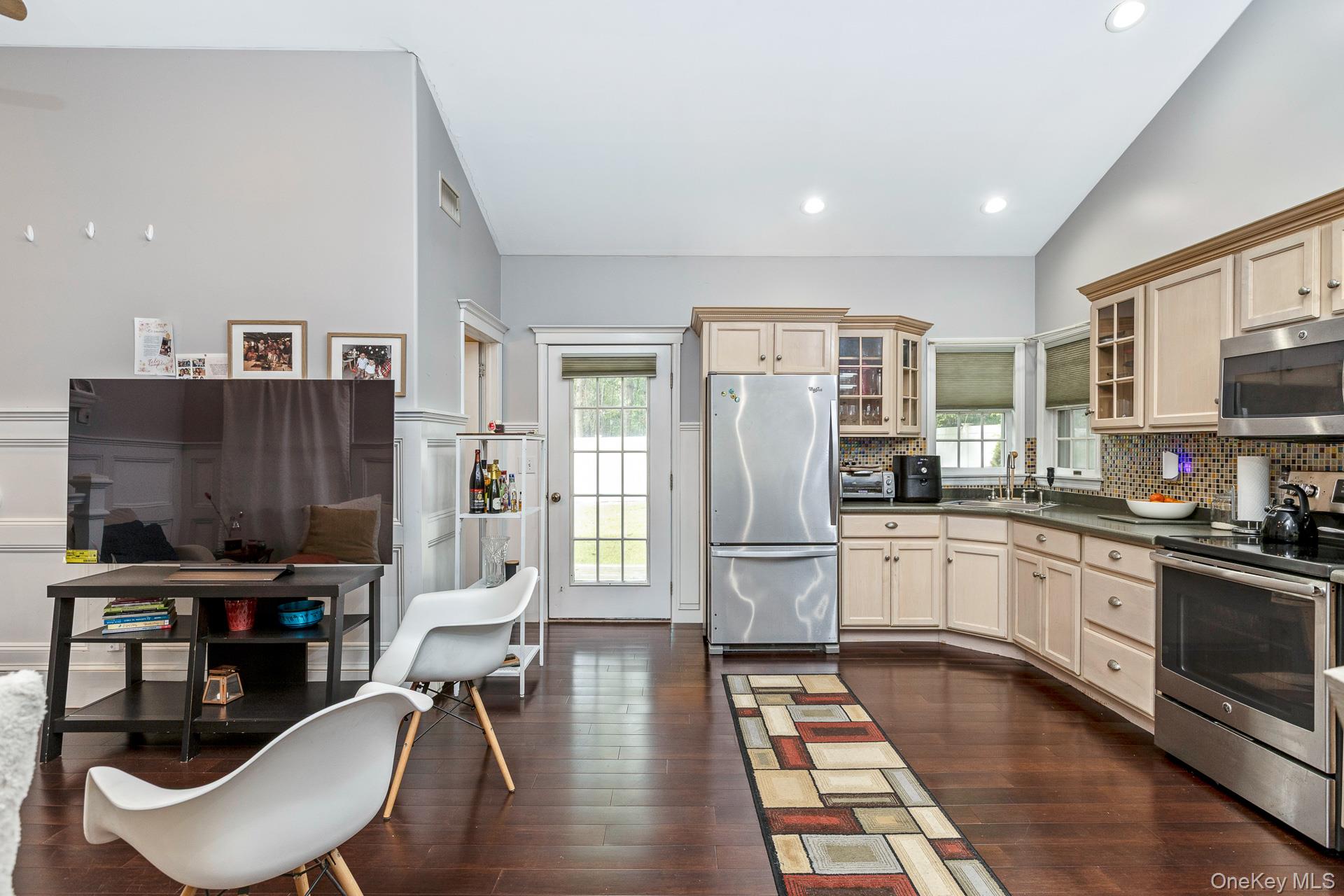 1029 Wading River Manor Road – For Sale photo 35