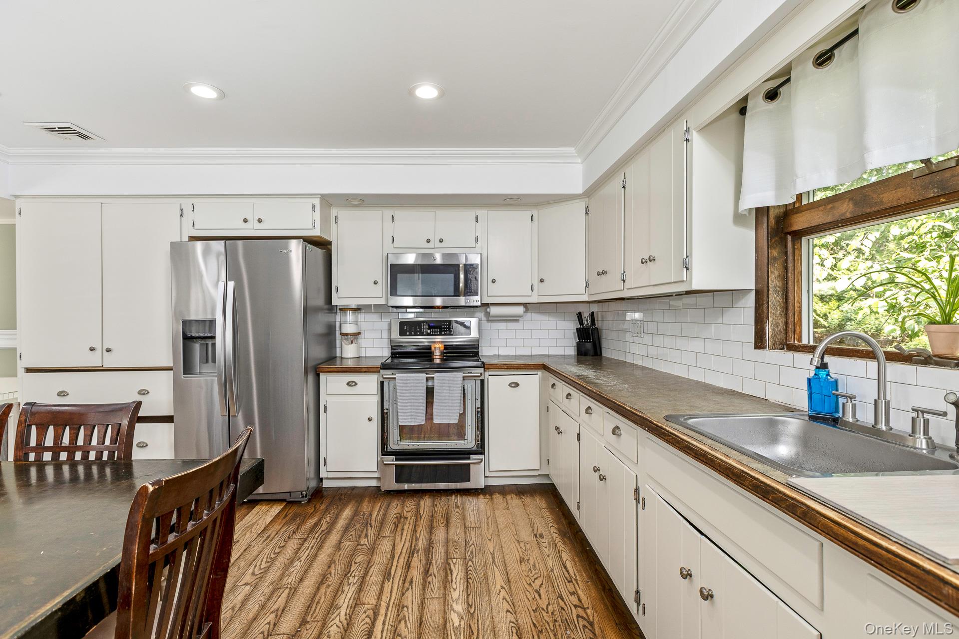 1029 Wading River Manor Road – For Sale photo 27
