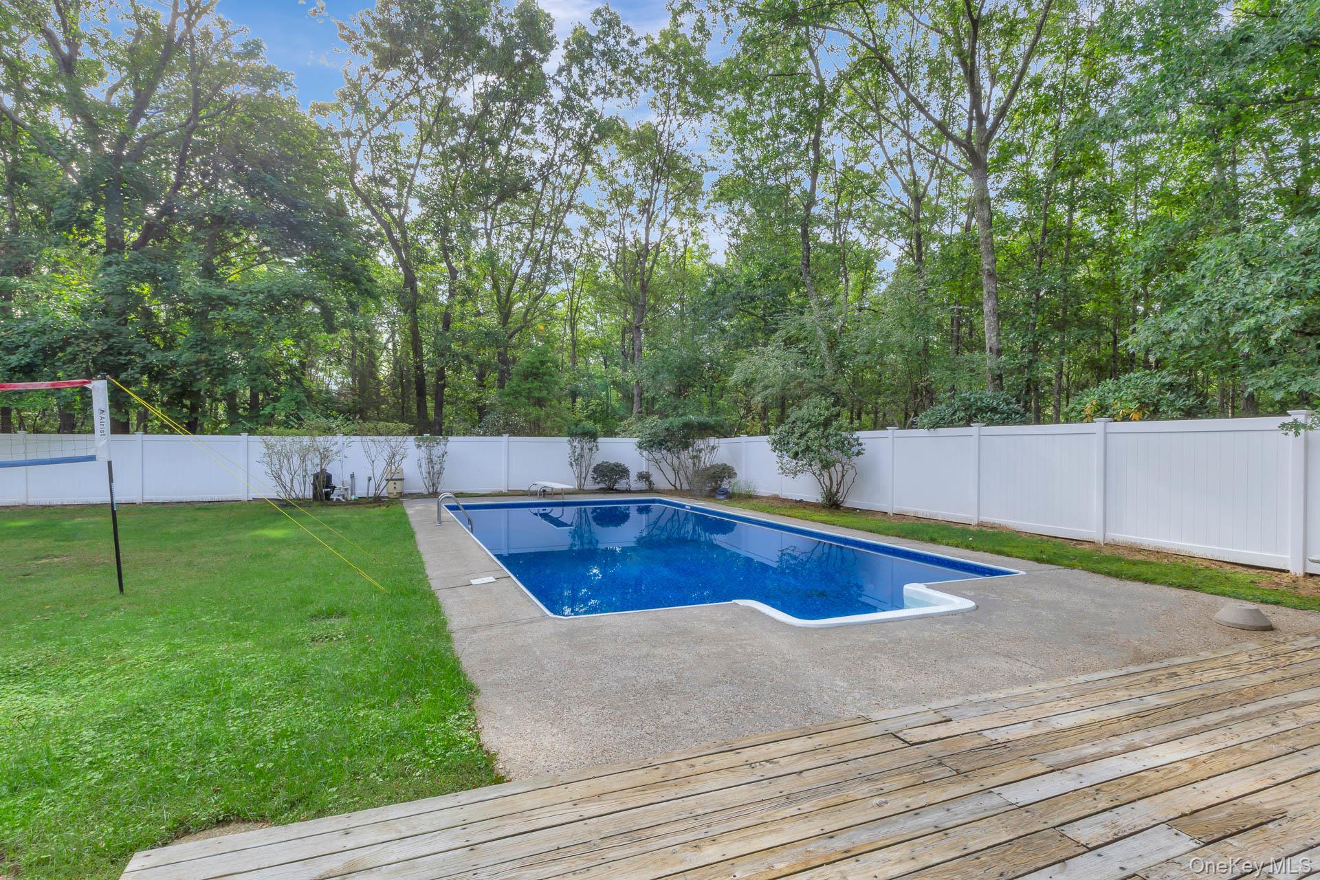 1029 Wading River Manor Road – For Sale photo 6