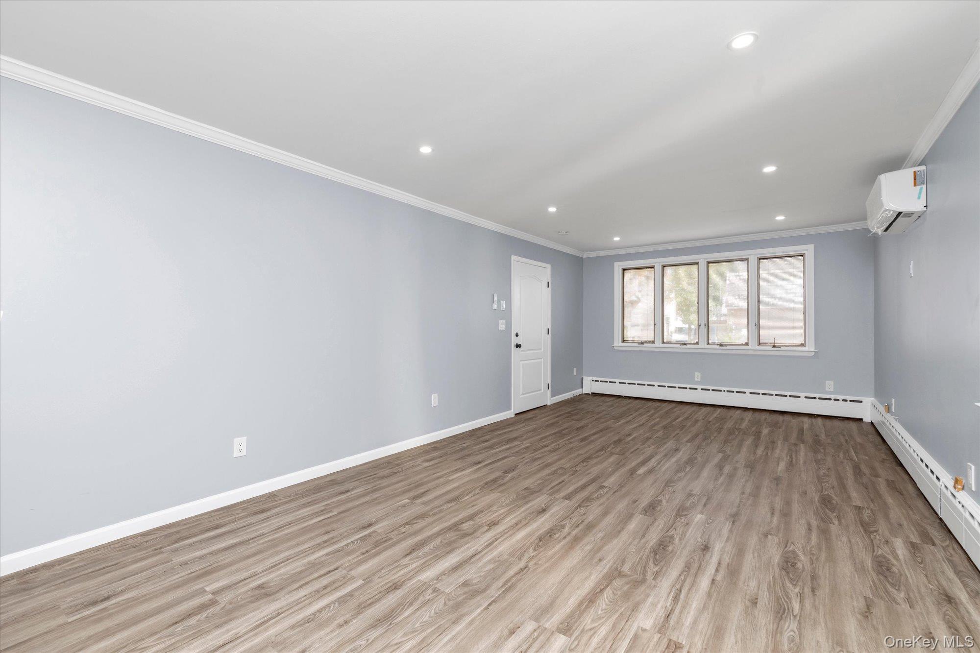 6 Franklin Avenue, Unit Lower photo 3