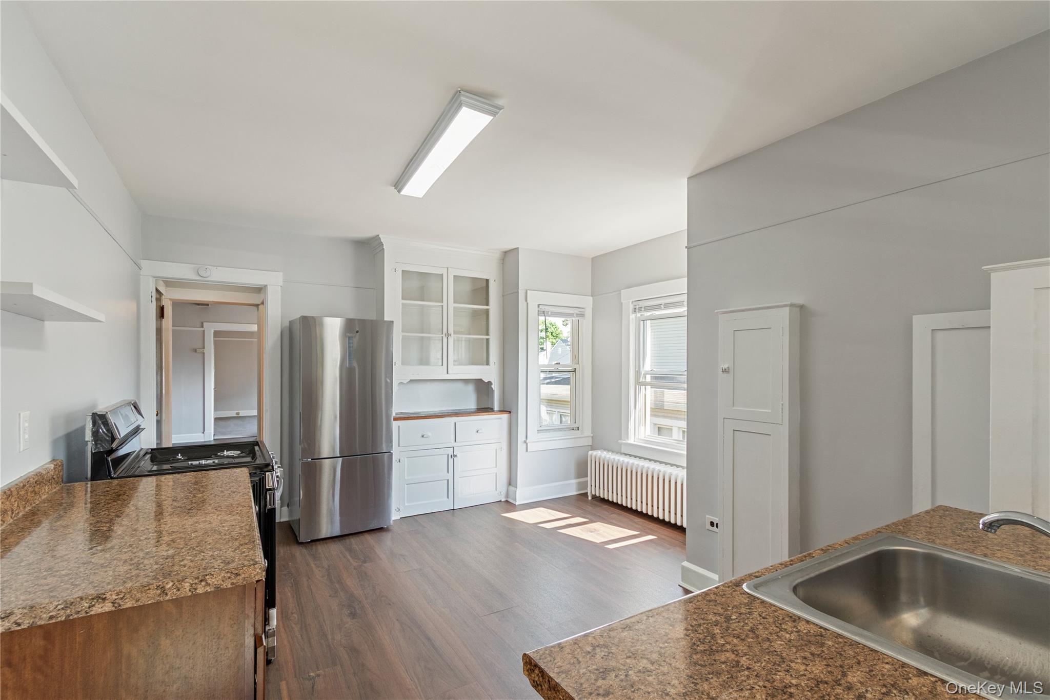 26 S Bayles Avenue – For Rent photo 8