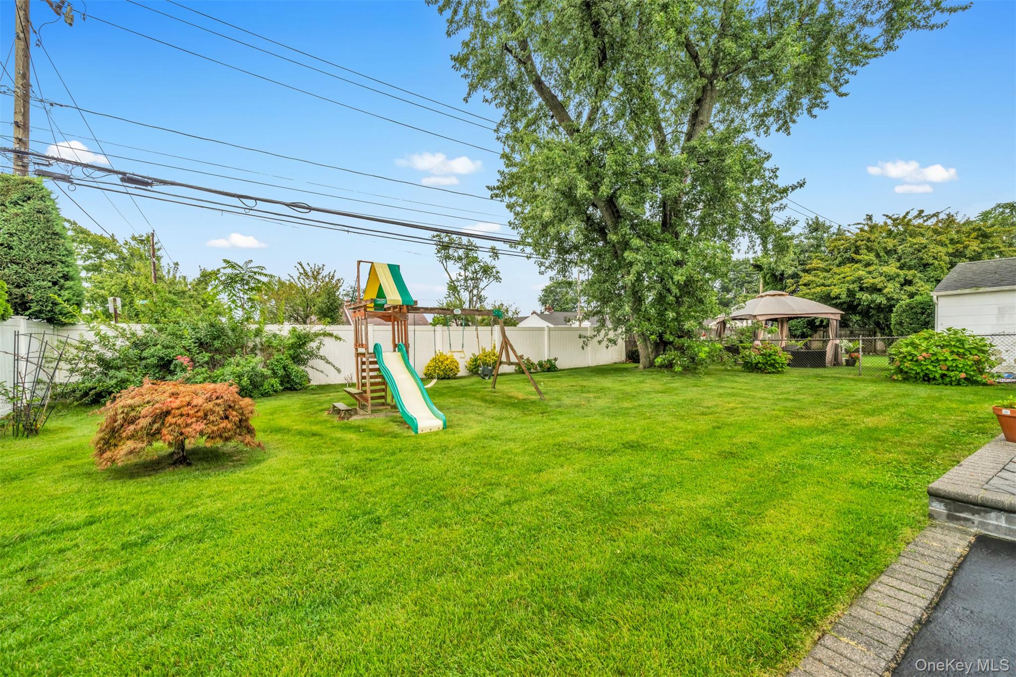 30 Andover Lane – For Sale photo 23