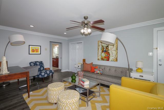 227 Lakeland Avenue, Unit 2-2D photo 5