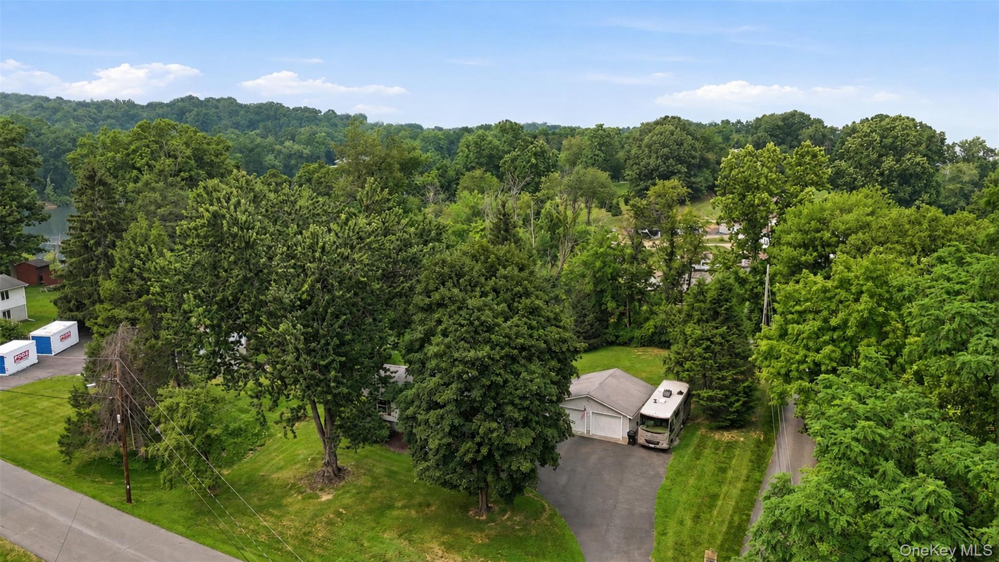 4 Seneca Lane – For Sale photo 27