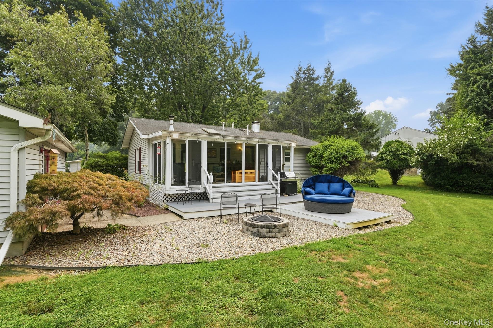 4 Seneca Lane – For Sale photo 40