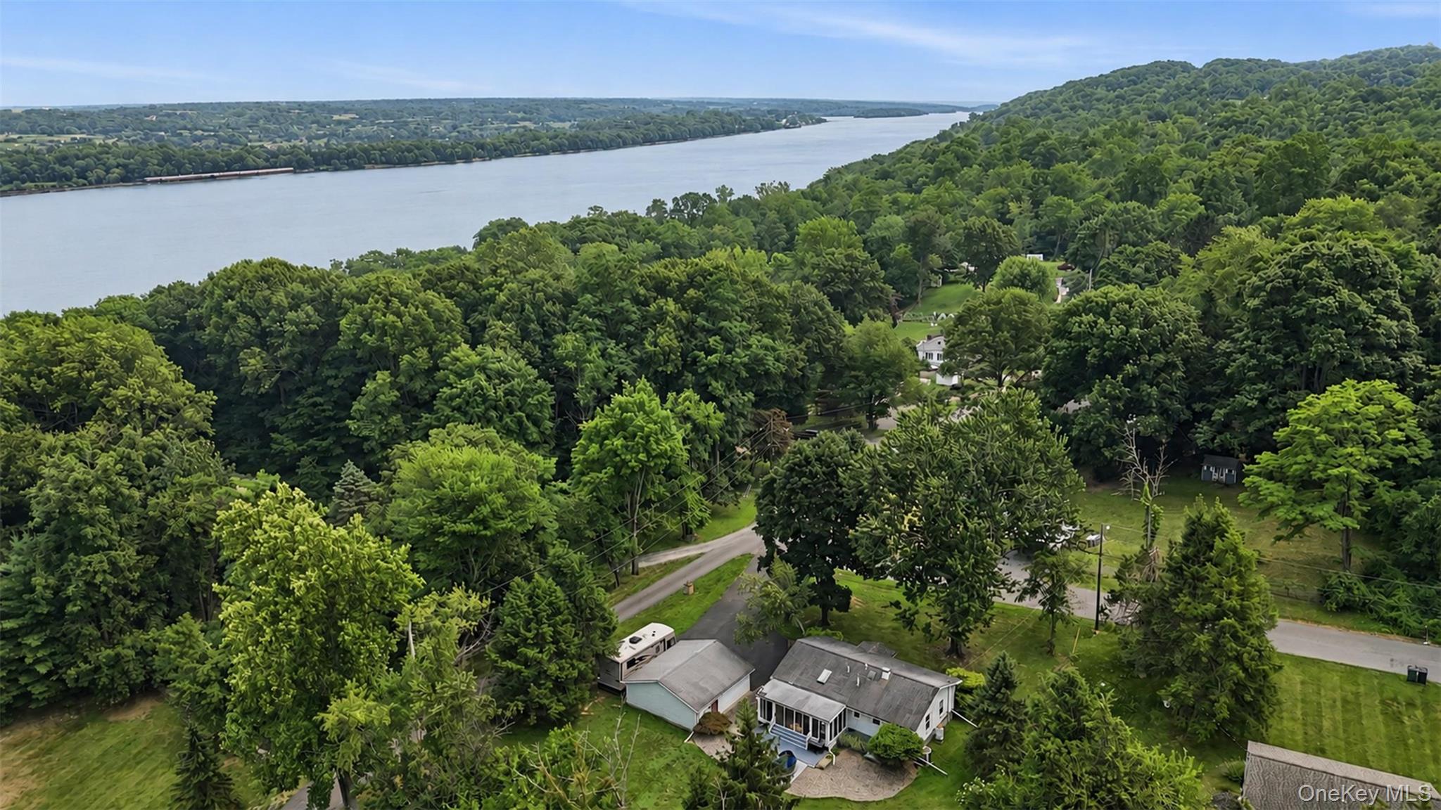 4 Seneca Lane – For Sale photo 49