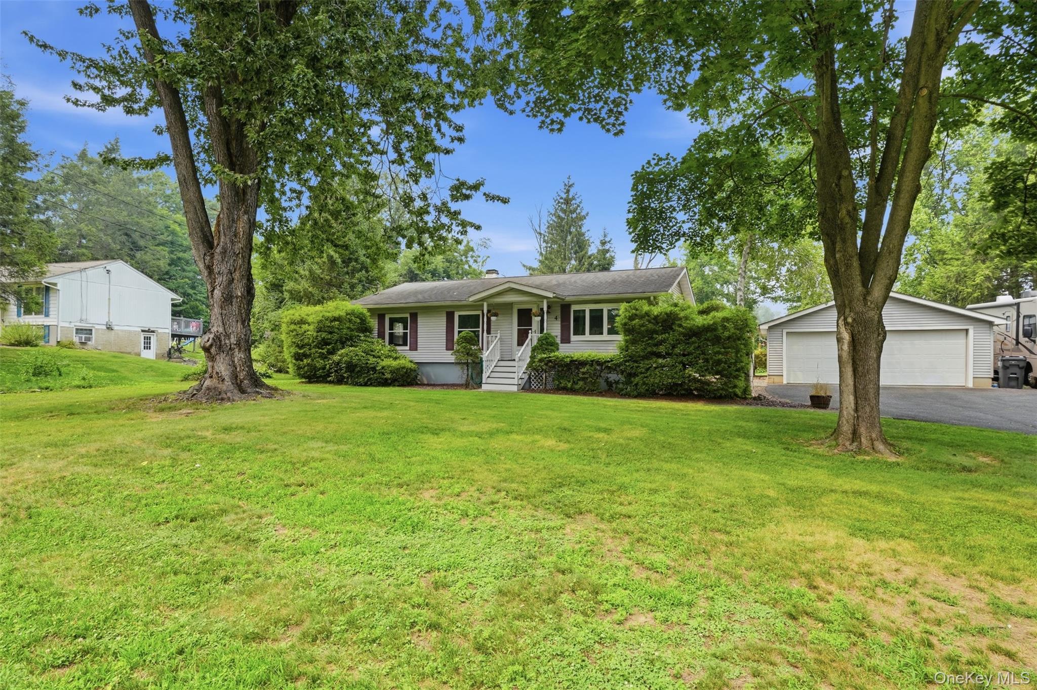 4 Seneca Lane – For Sale photo 23