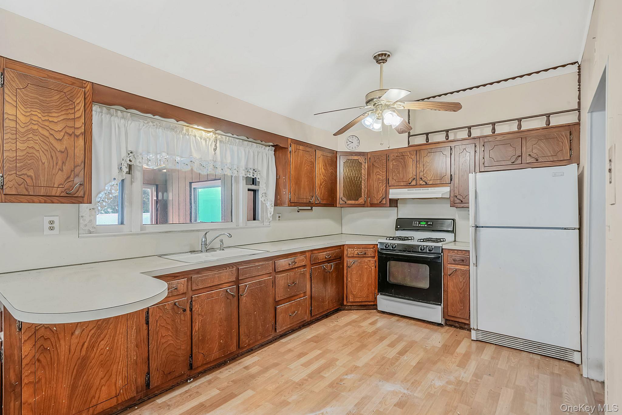 35 Gwendolyn Place – For Sale photo 6