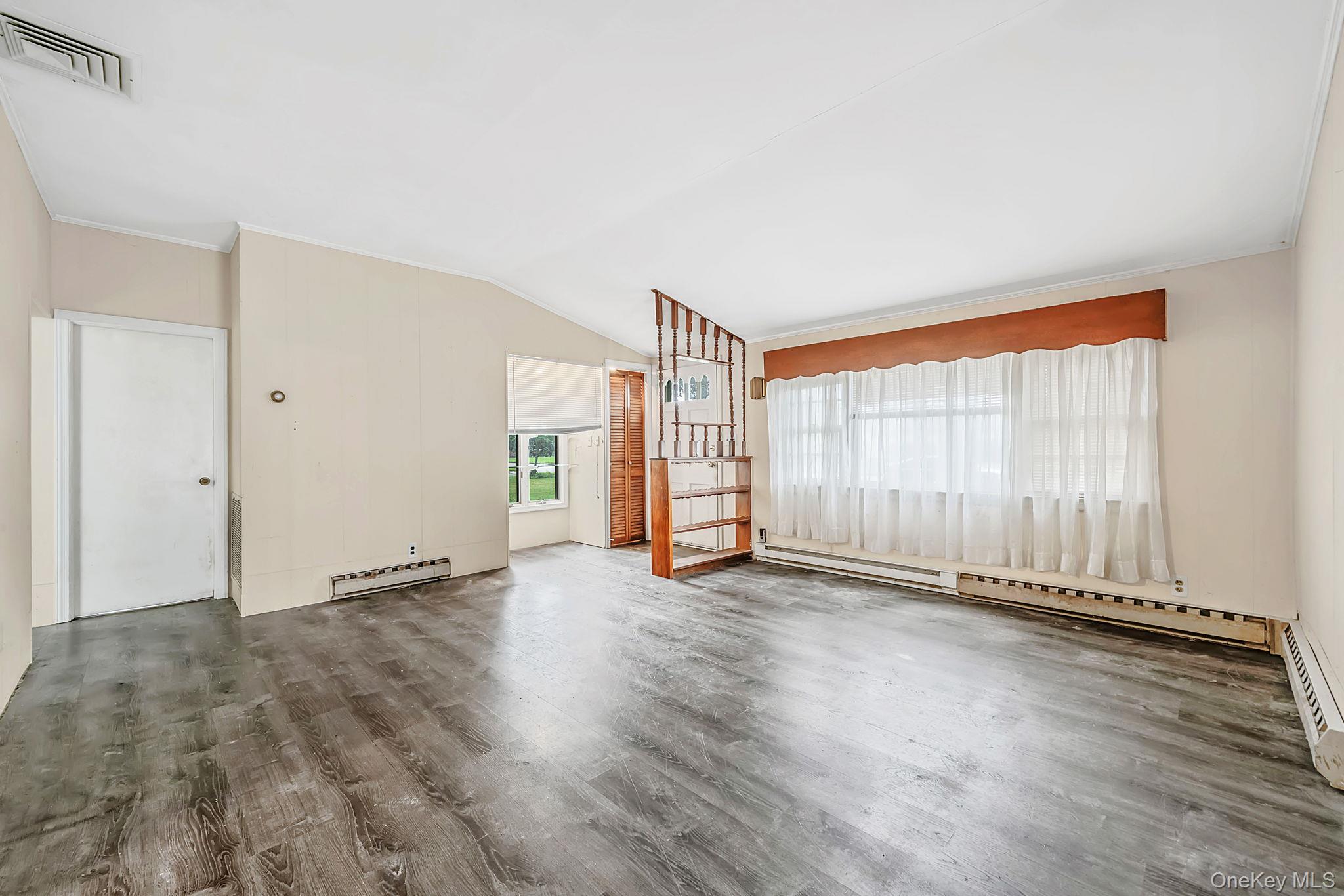 35 Gwendolyn Place – For Sale photo 4