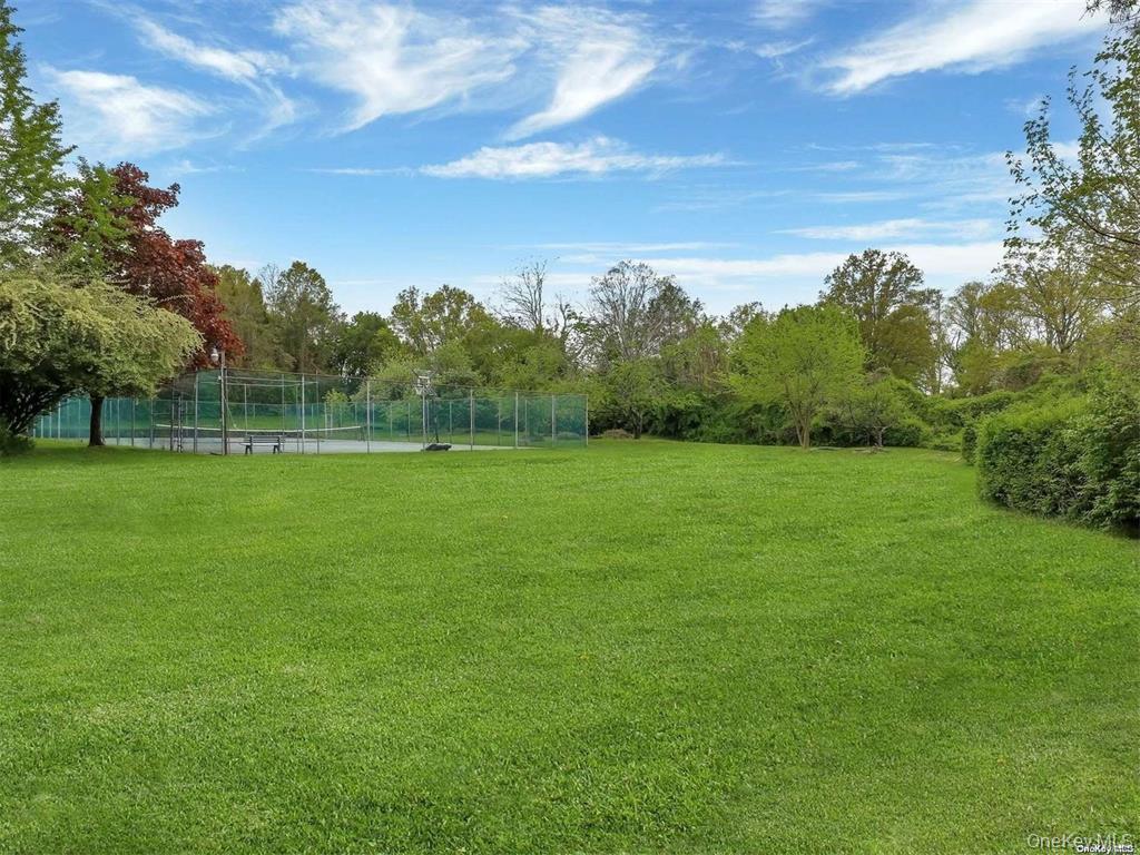 5 Woodfield Lane – For Sale photo 32