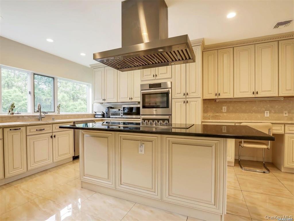 5 Woodfield Lane – For Sale photo 11