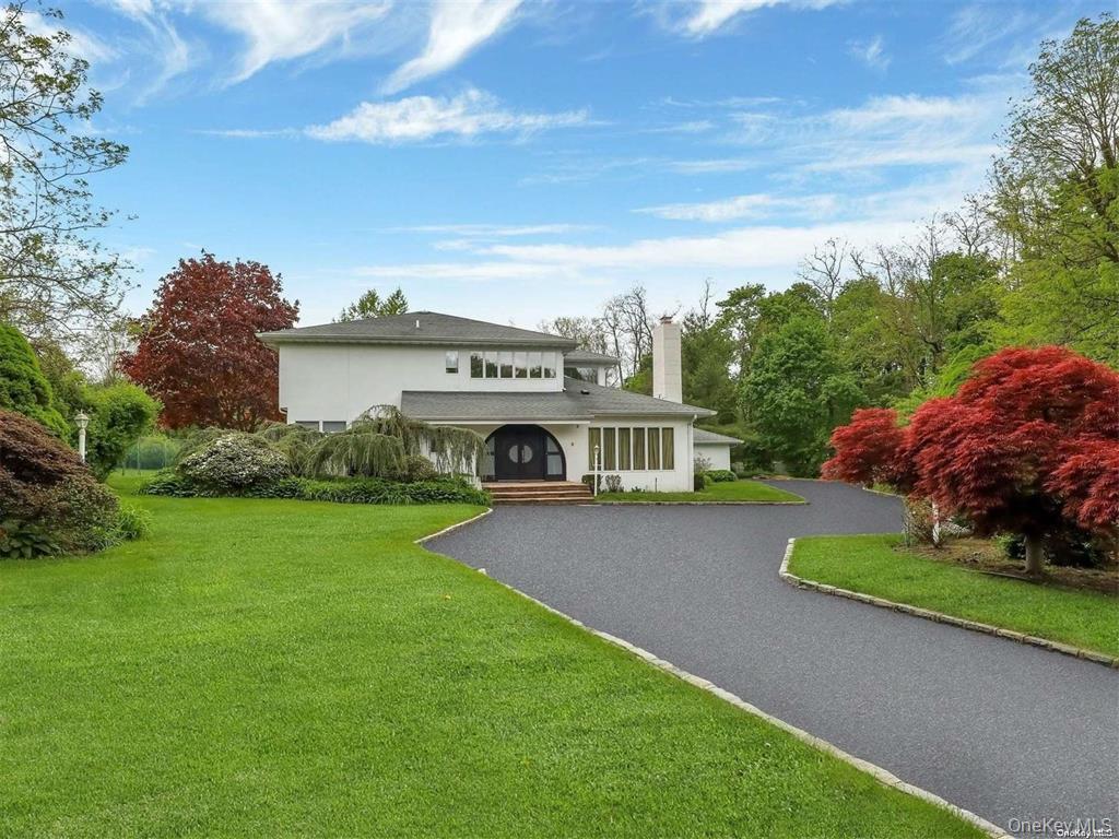 5 Woodfield Lane – For Sale
