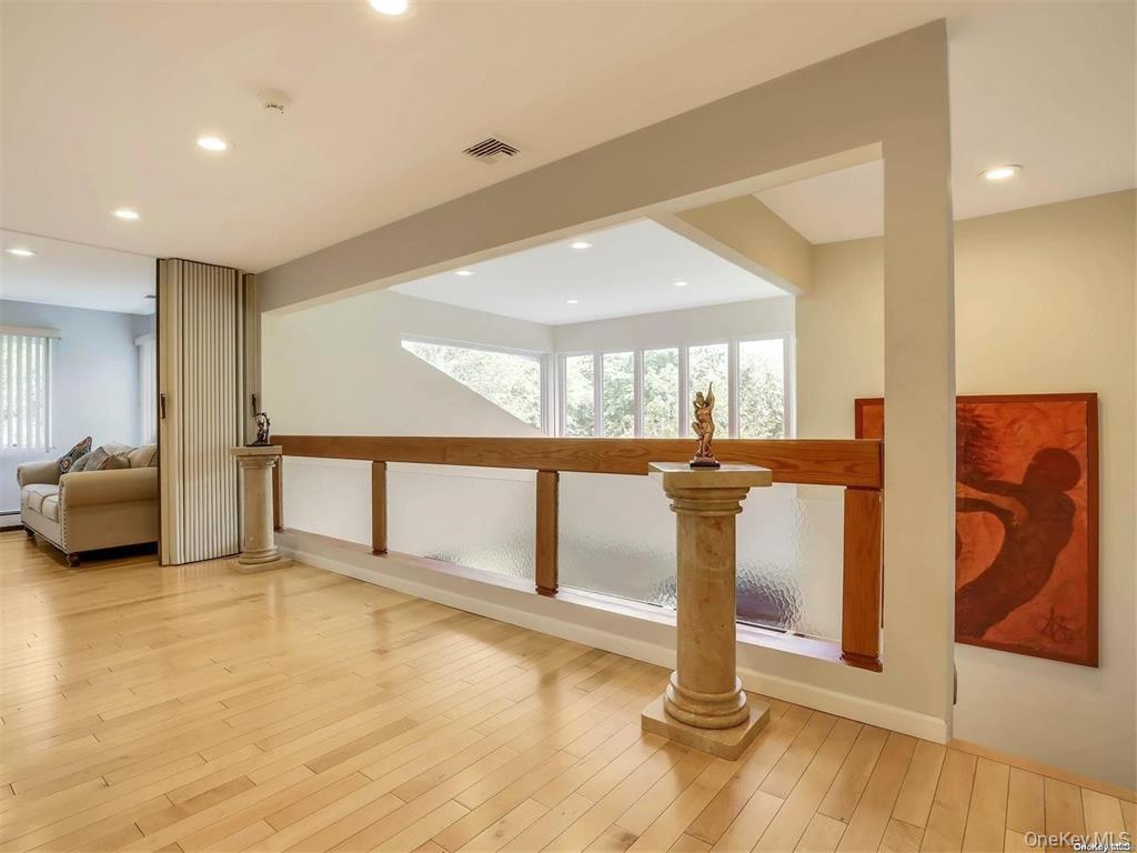5 Woodfield Lane – For Sale photo 13