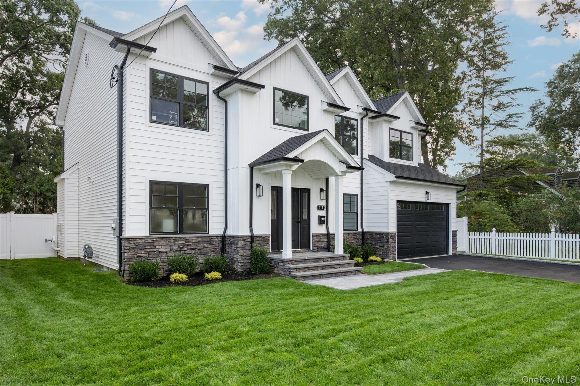 115 Jackson Avenue – For Sale photo 2