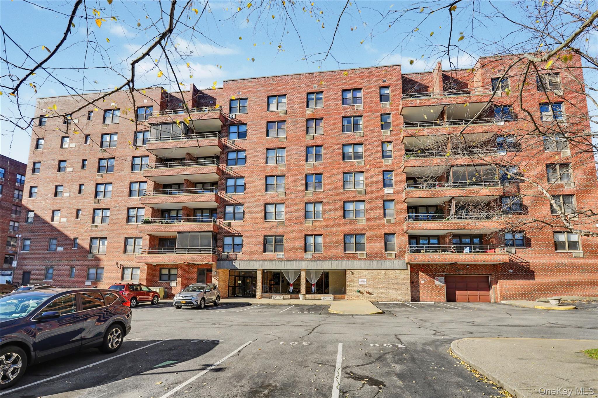 60 Barker, Unit 323