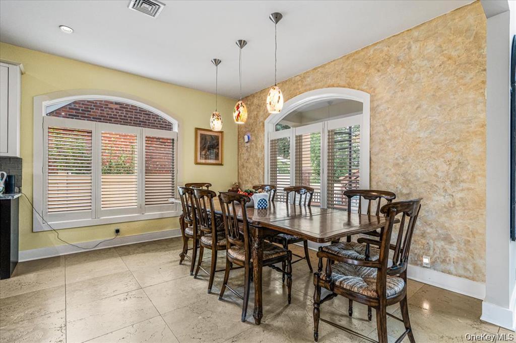 318 147th Place – For Sale photo 9