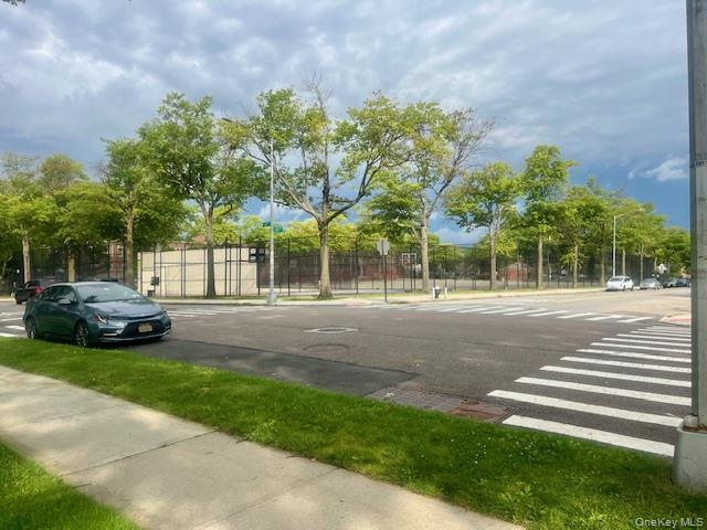 249-32 63rd Avenue, Unit 41227 photo 6