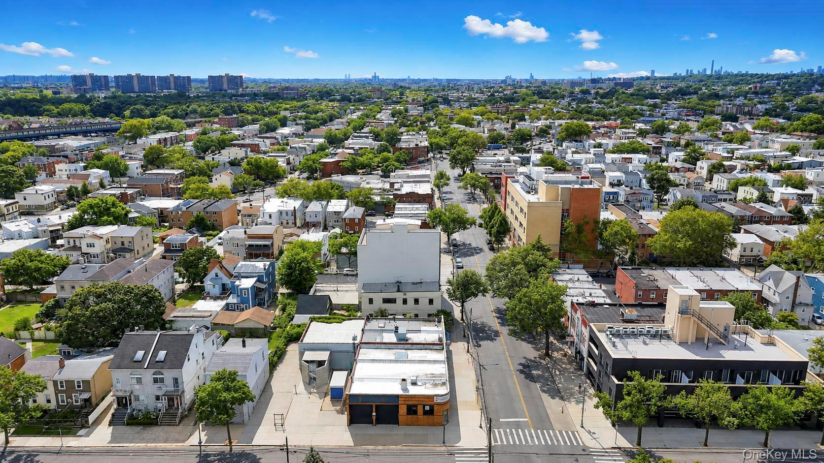 91-20 101 ave – For Sale