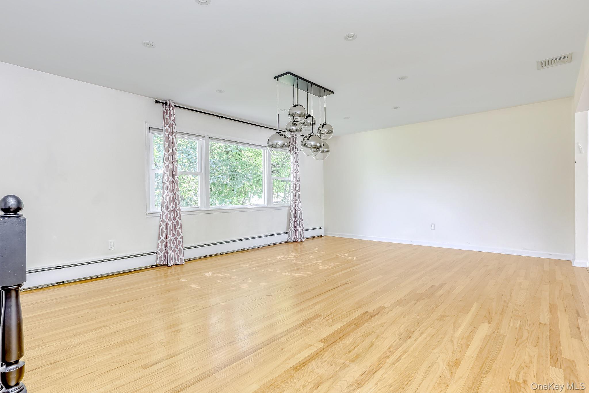 17 Cragmere Road – For Sale photo 5