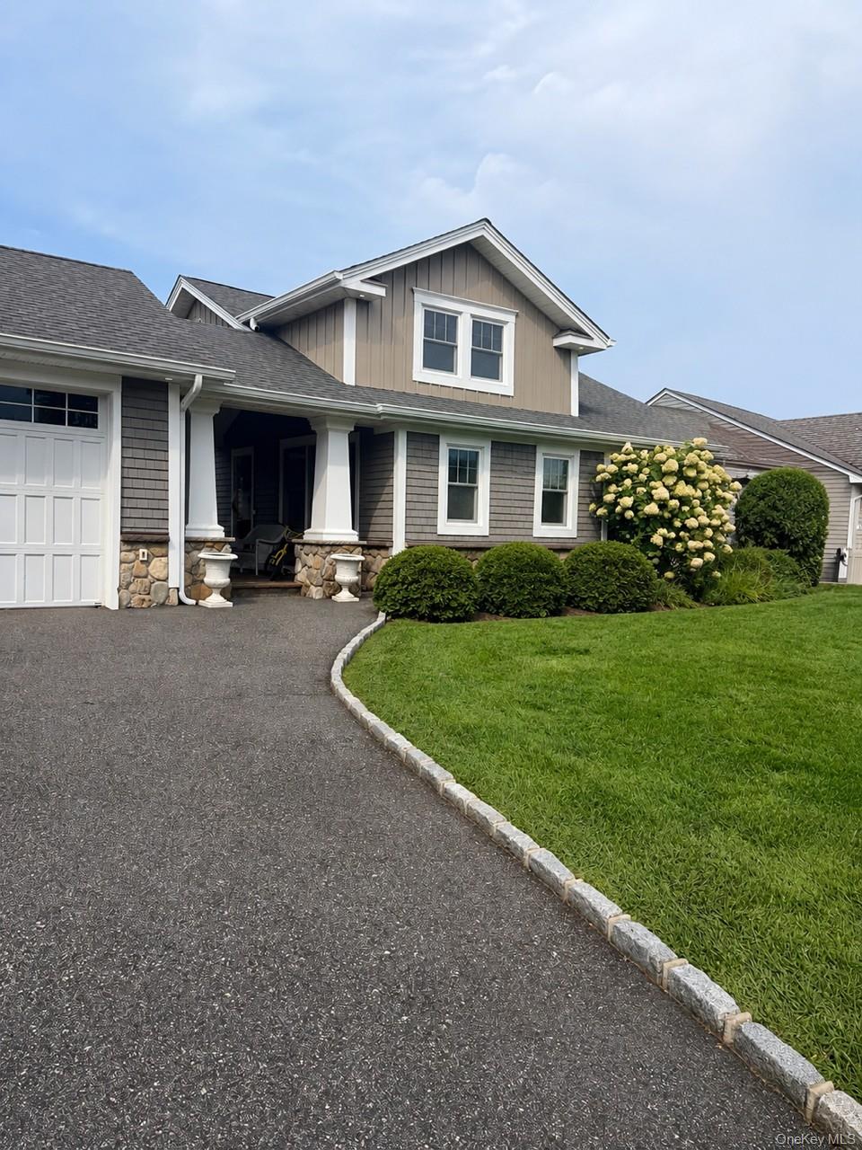 902 Manor Lane – For Rent