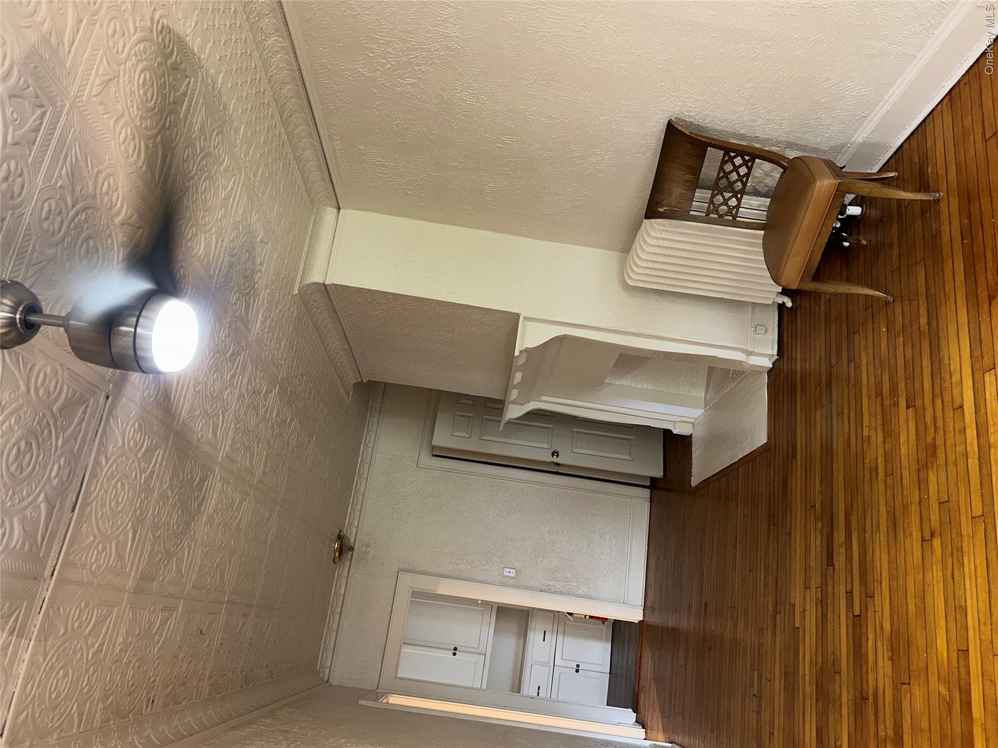 135 West Main Street – For Rent photo 3