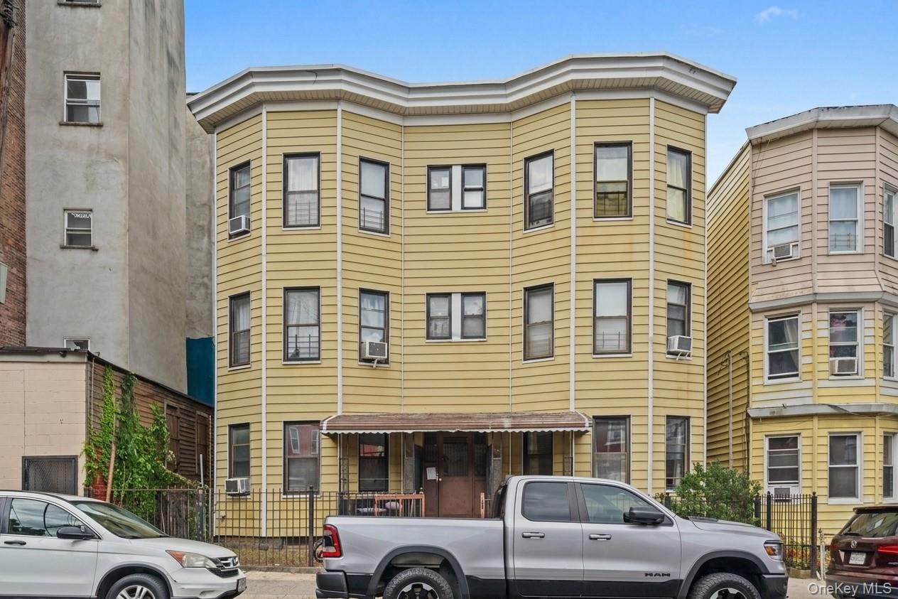 27 Saratoga Avenue – For Sale