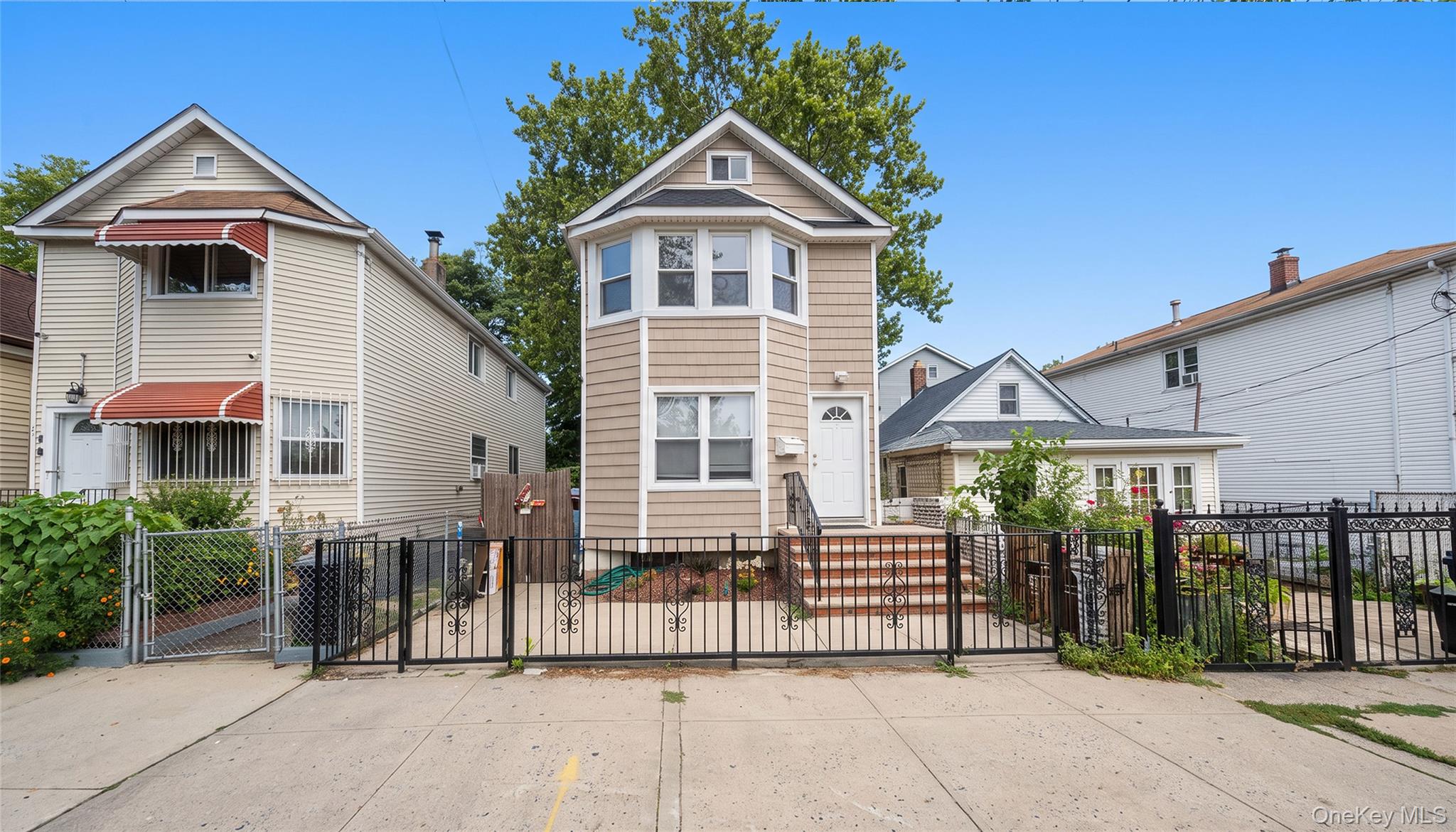 324 Underhill Avenue – For Sale