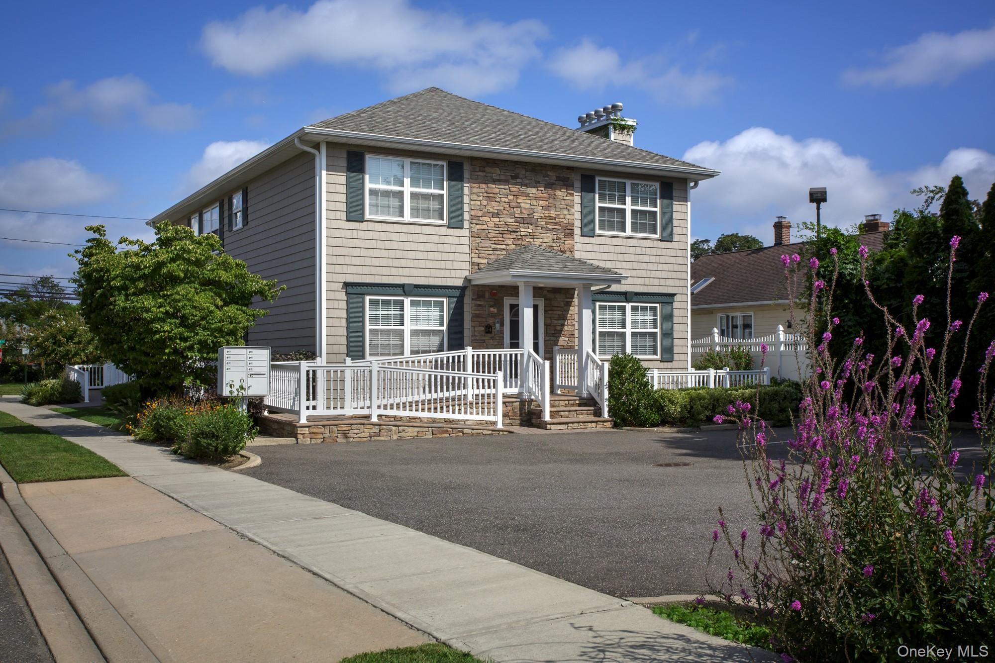276 Eastern Parkway, Unit 276-02