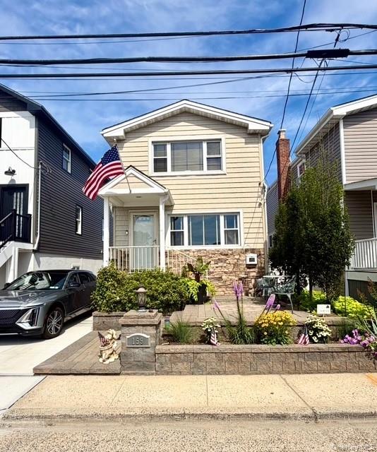 159 Sportsmans Avenue – For Sale