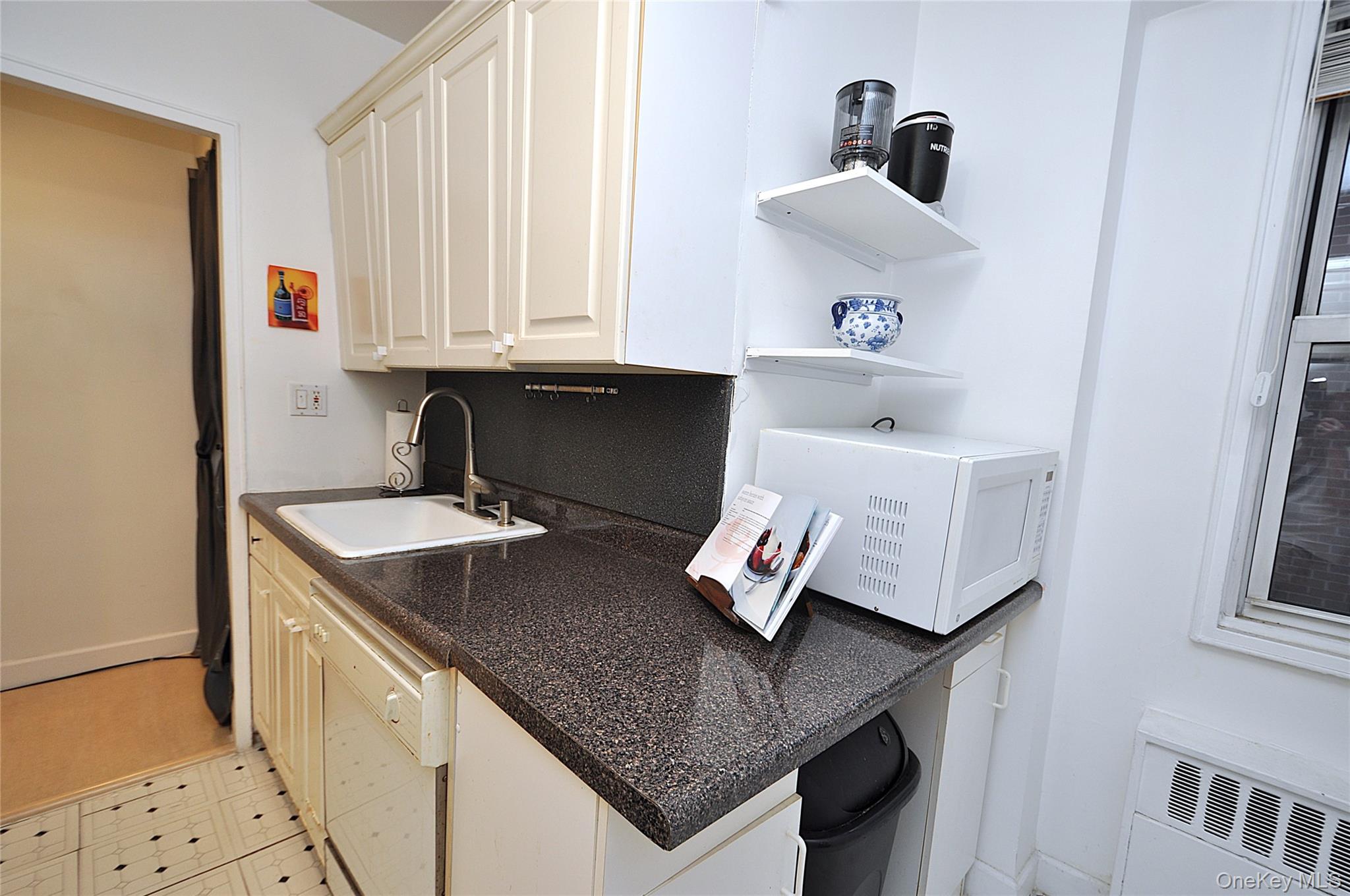 230 Garth Road, Unit 3B1 photo 14