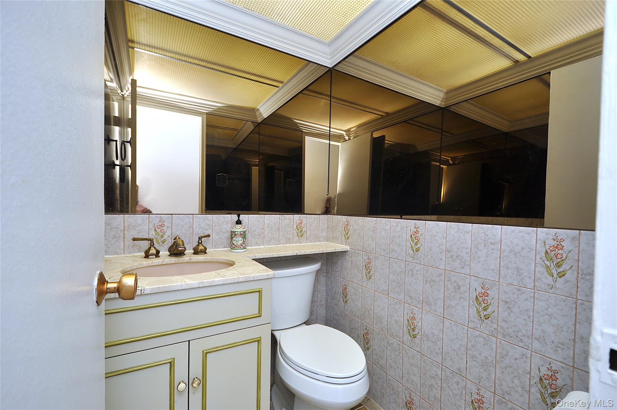 230 Garth Road, Unit 3B1 photo 30