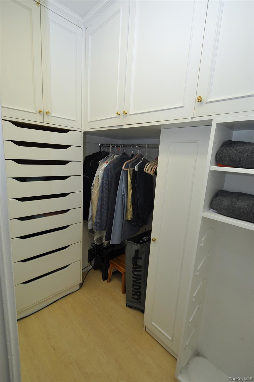 230 Garth Road, Unit 3B1 photo 27