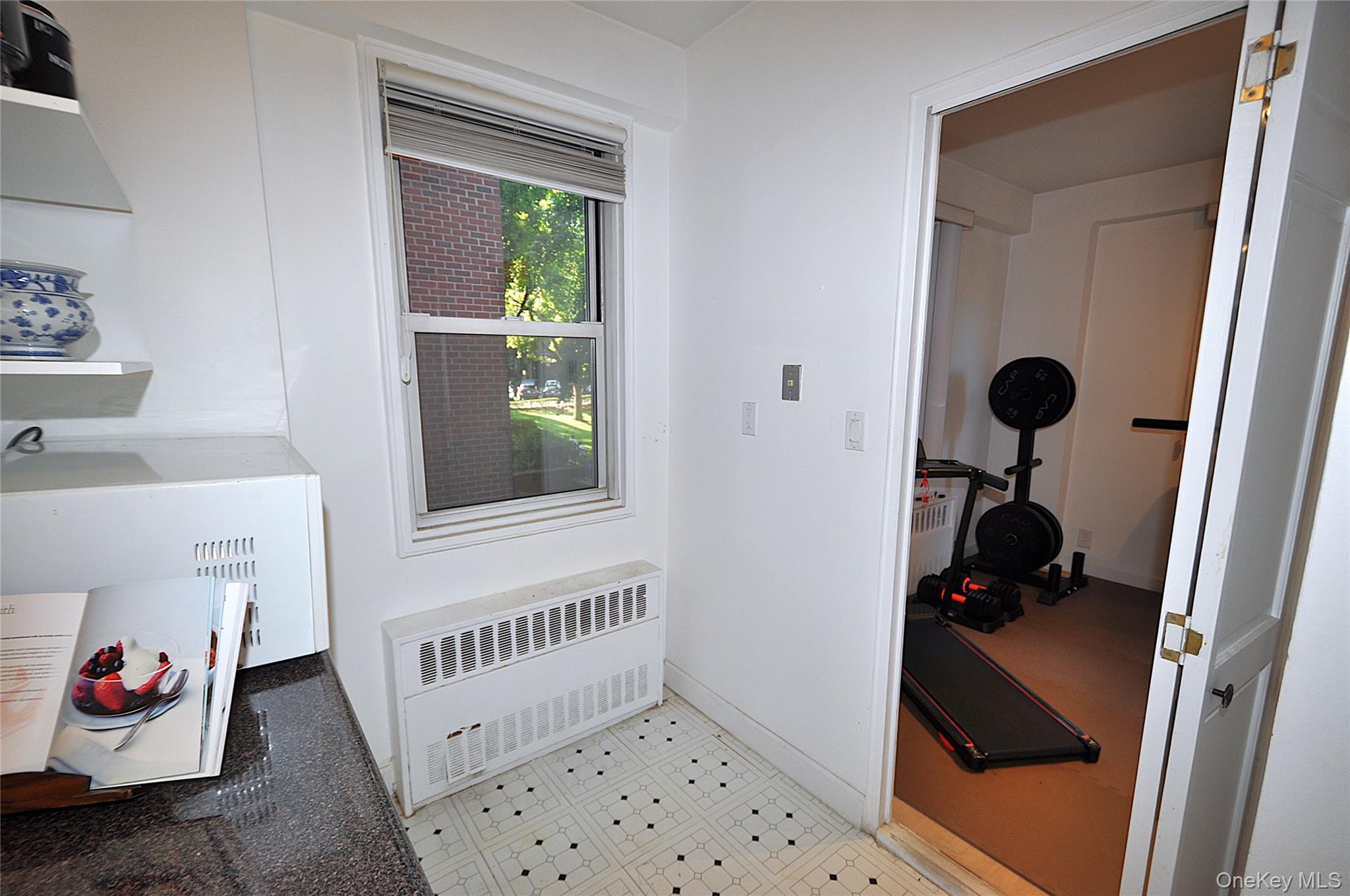 230 Garth Road, Unit 3B1 photo 17