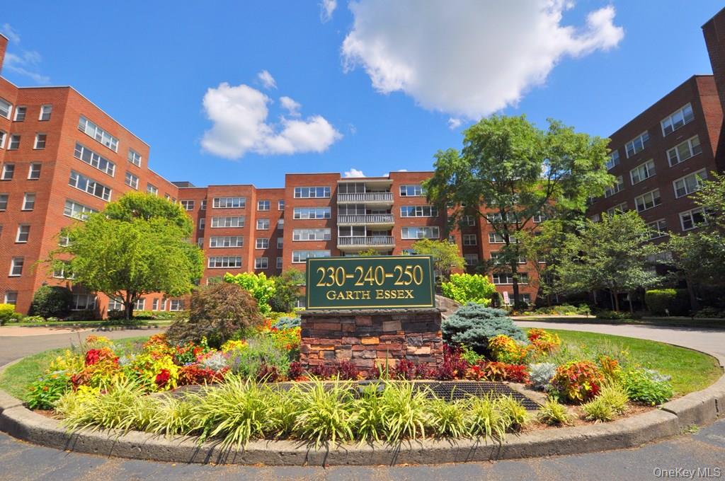 230 Garth Road, Unit 3B1 photo 2