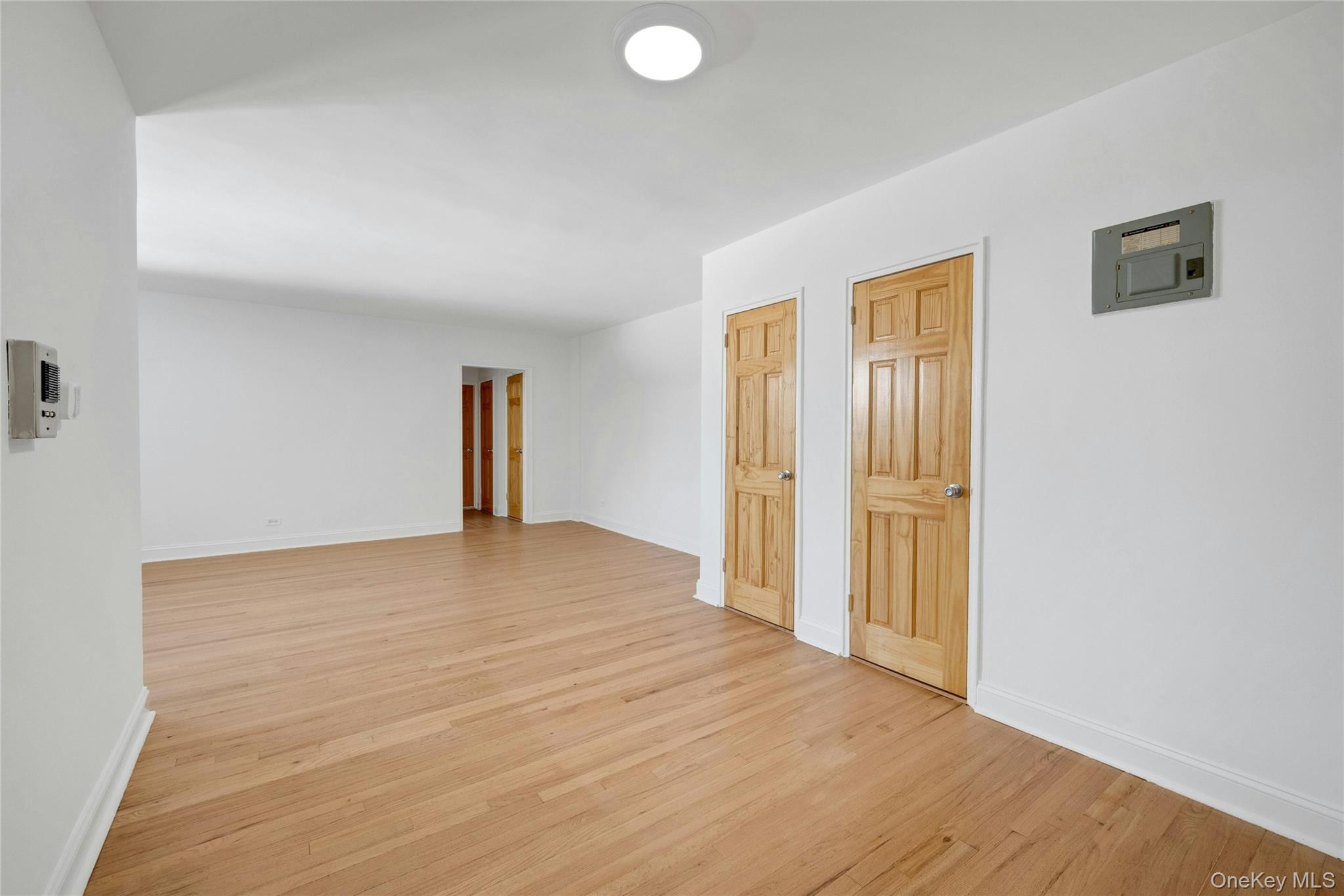 5650 Netherland Avenue, Unit 3C photo 18