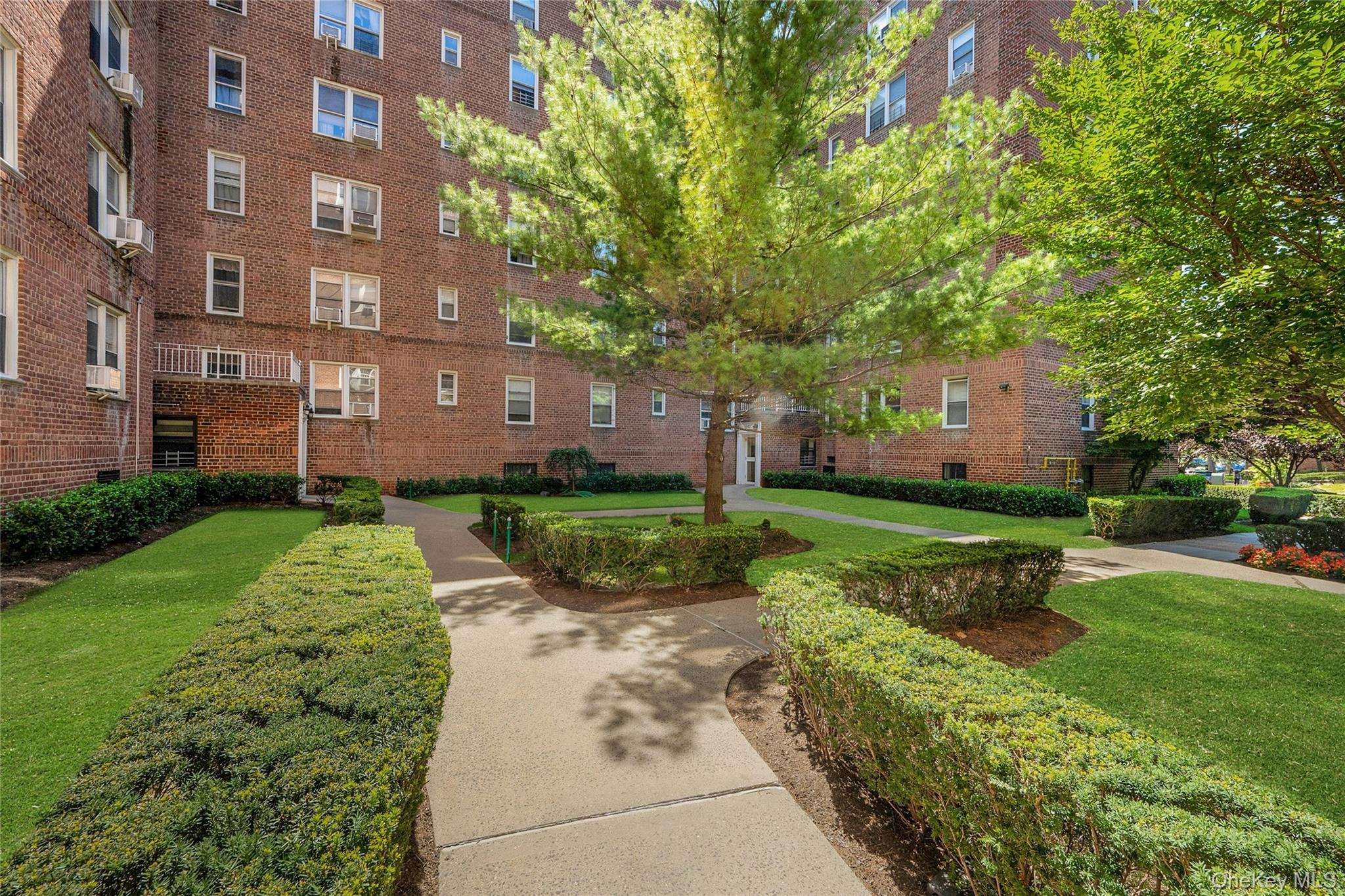5650 Netherland Avenue, Unit 3C photo 20