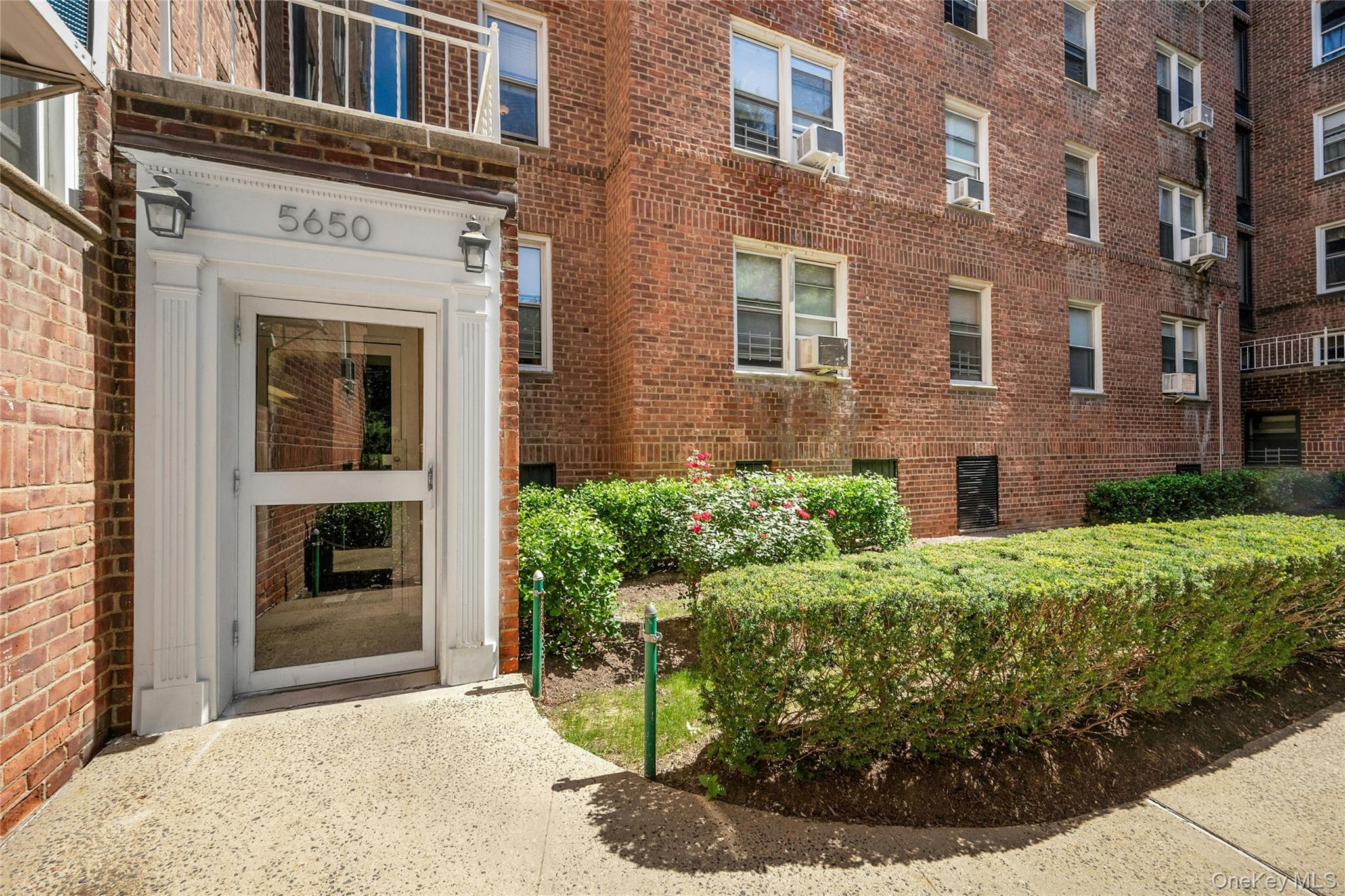5650 Netherland Avenue, Unit 3C photo 26